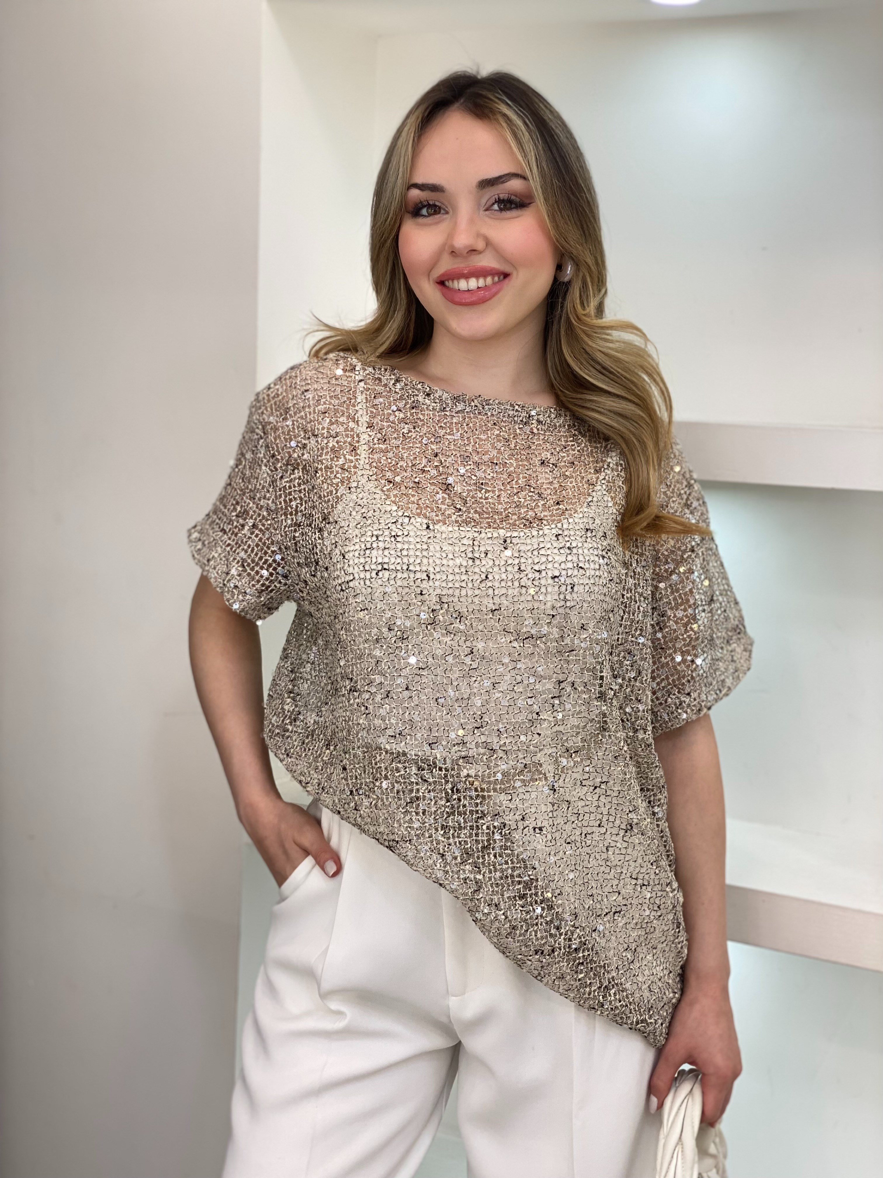 Gümüş Pul İşlemeli Bluz