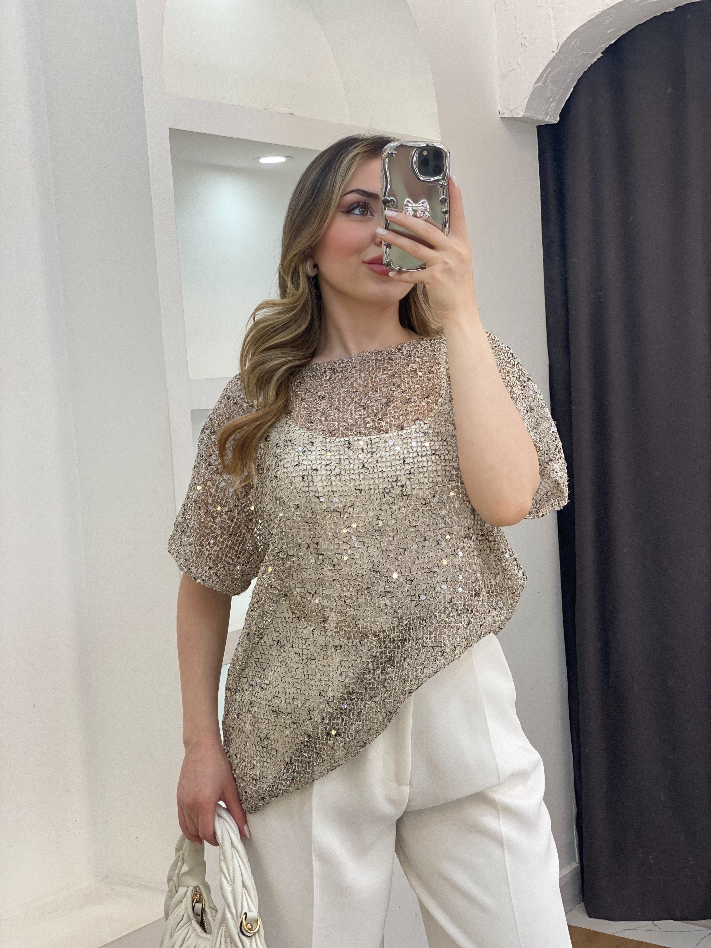 Gümüş Pul İşlemeli Bluz
