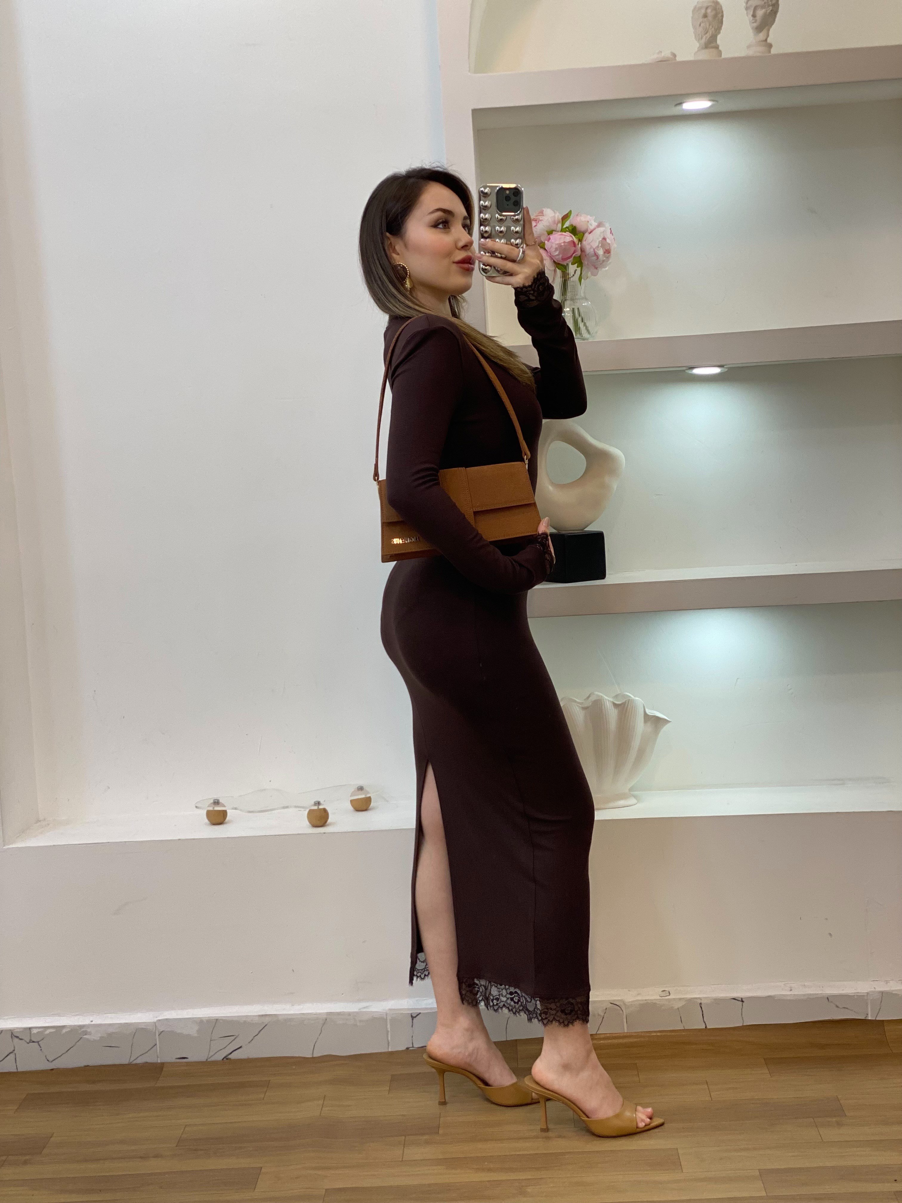 Kahve Dantel Detaylı Elbise