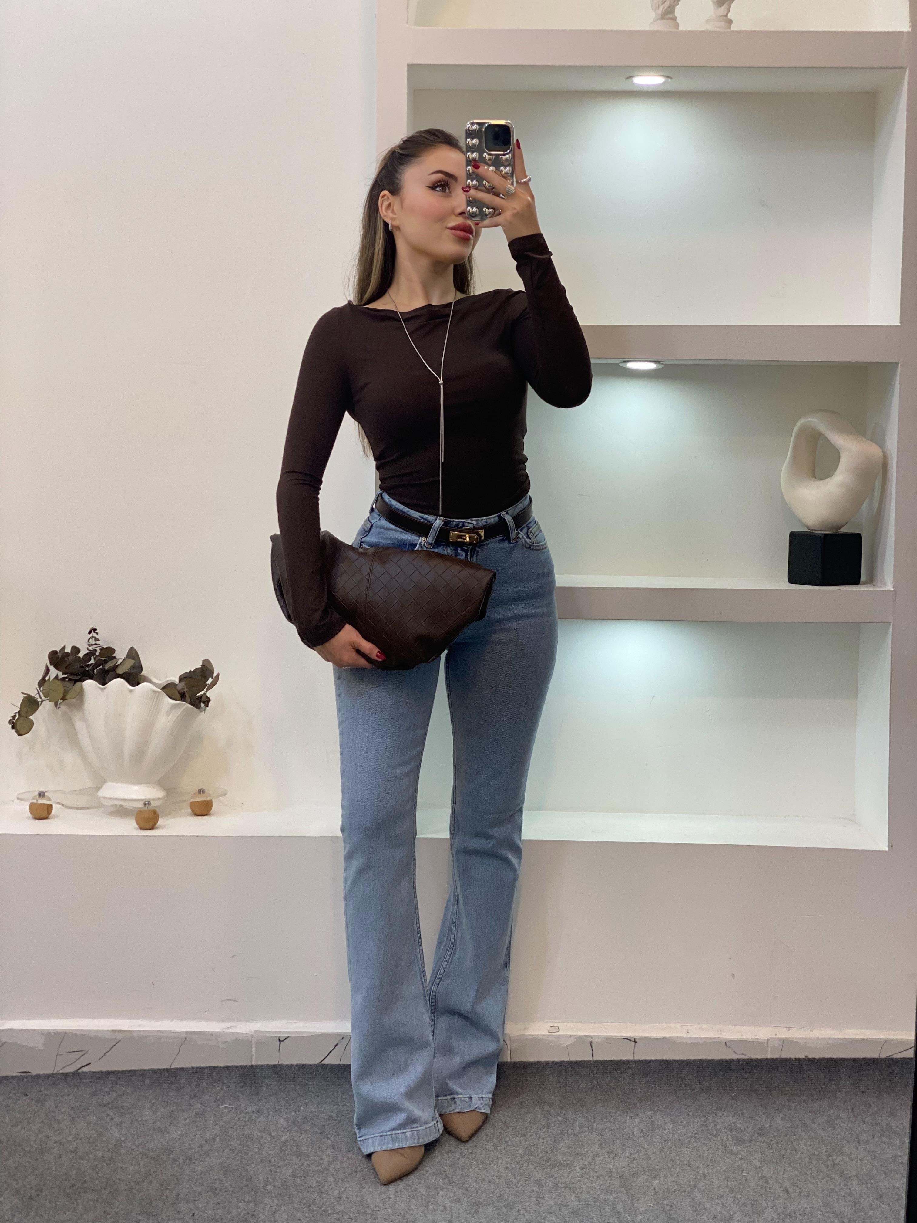 Kahve Degaje Yaka Basic Bluz