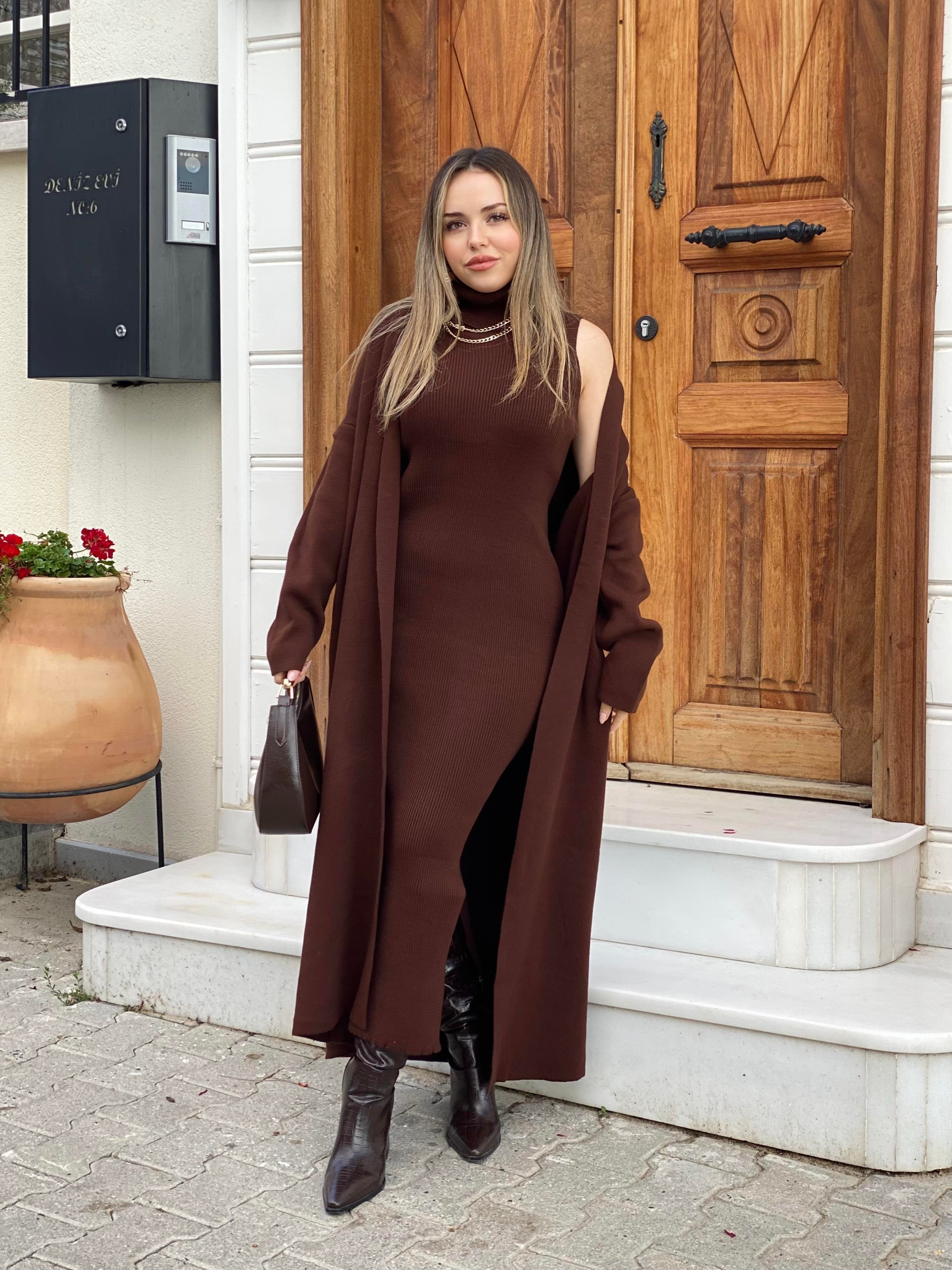 Kahve Elbise Hırka Triko Takım