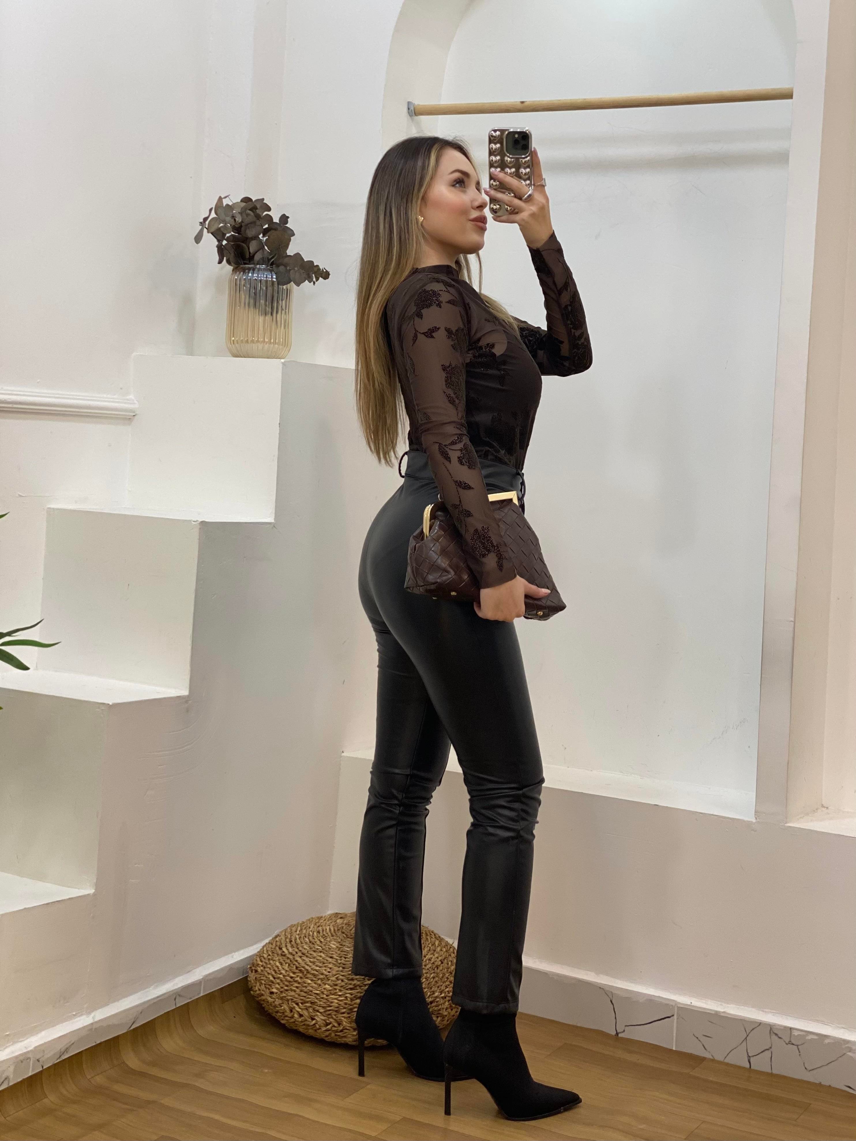 Kahve Nakışlı Transparan Bluz