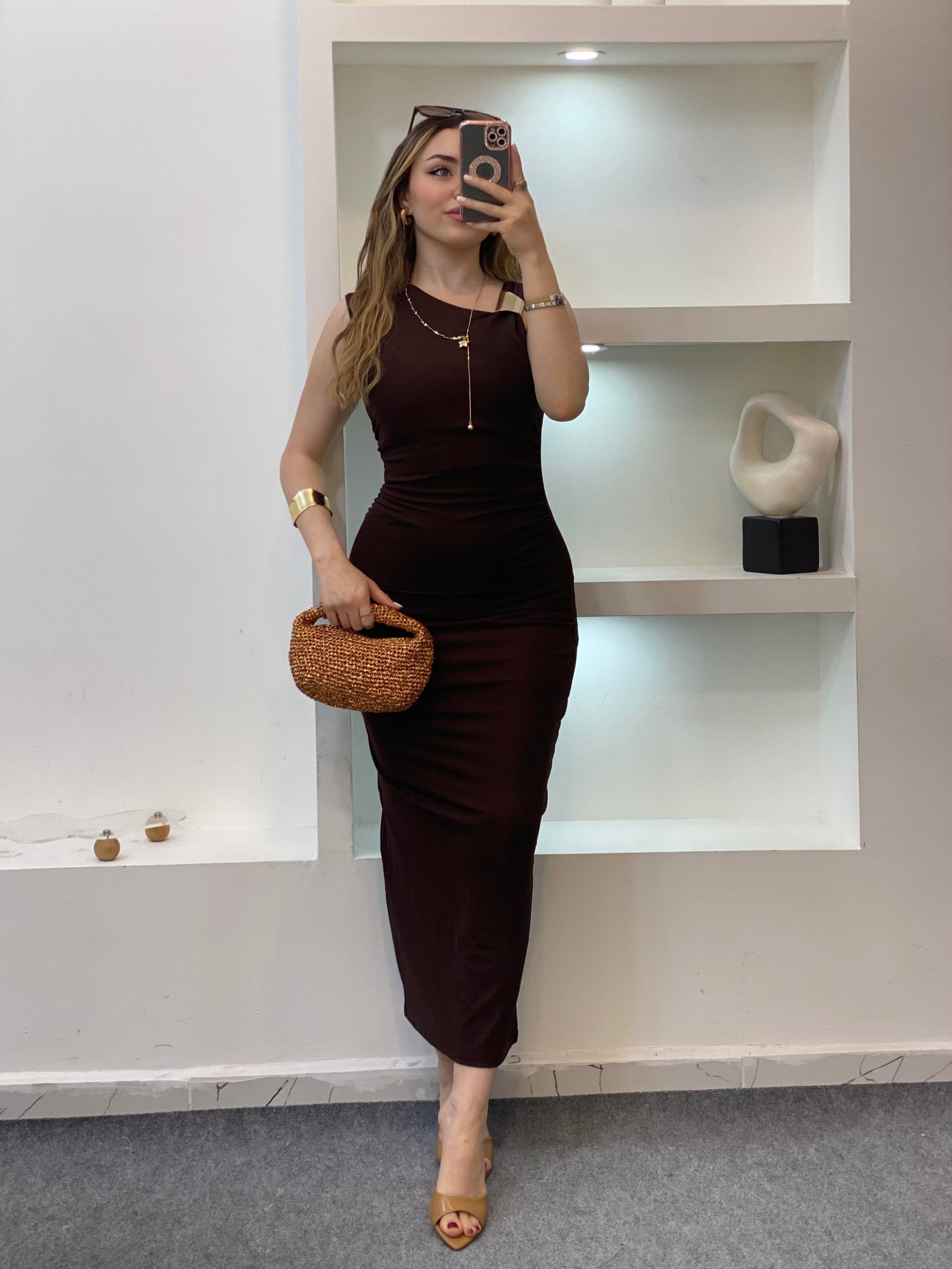 Kahve Omuz Gold Tokalı Elbise