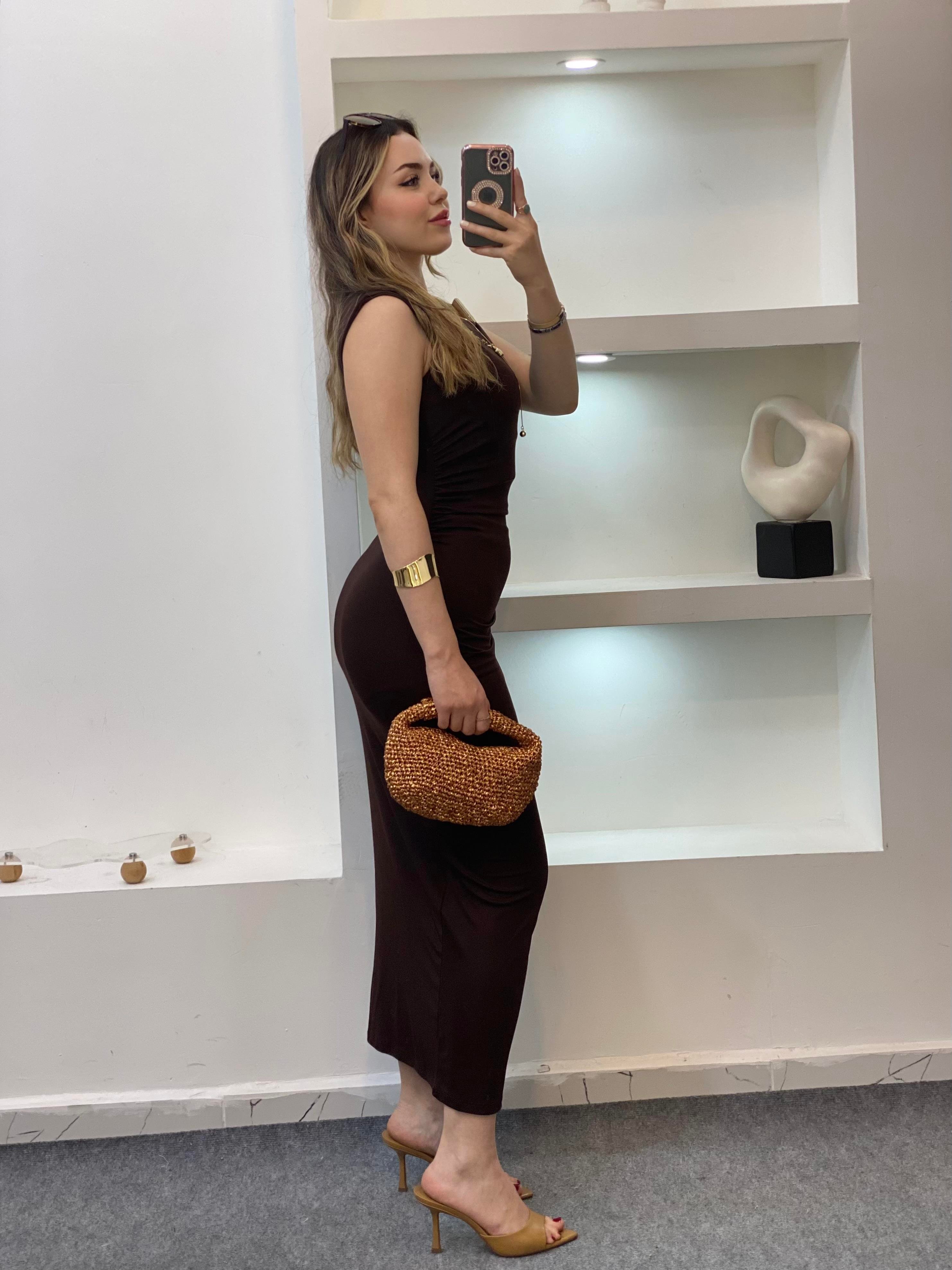 Kahve Omuz Gold Tokalı Elbise