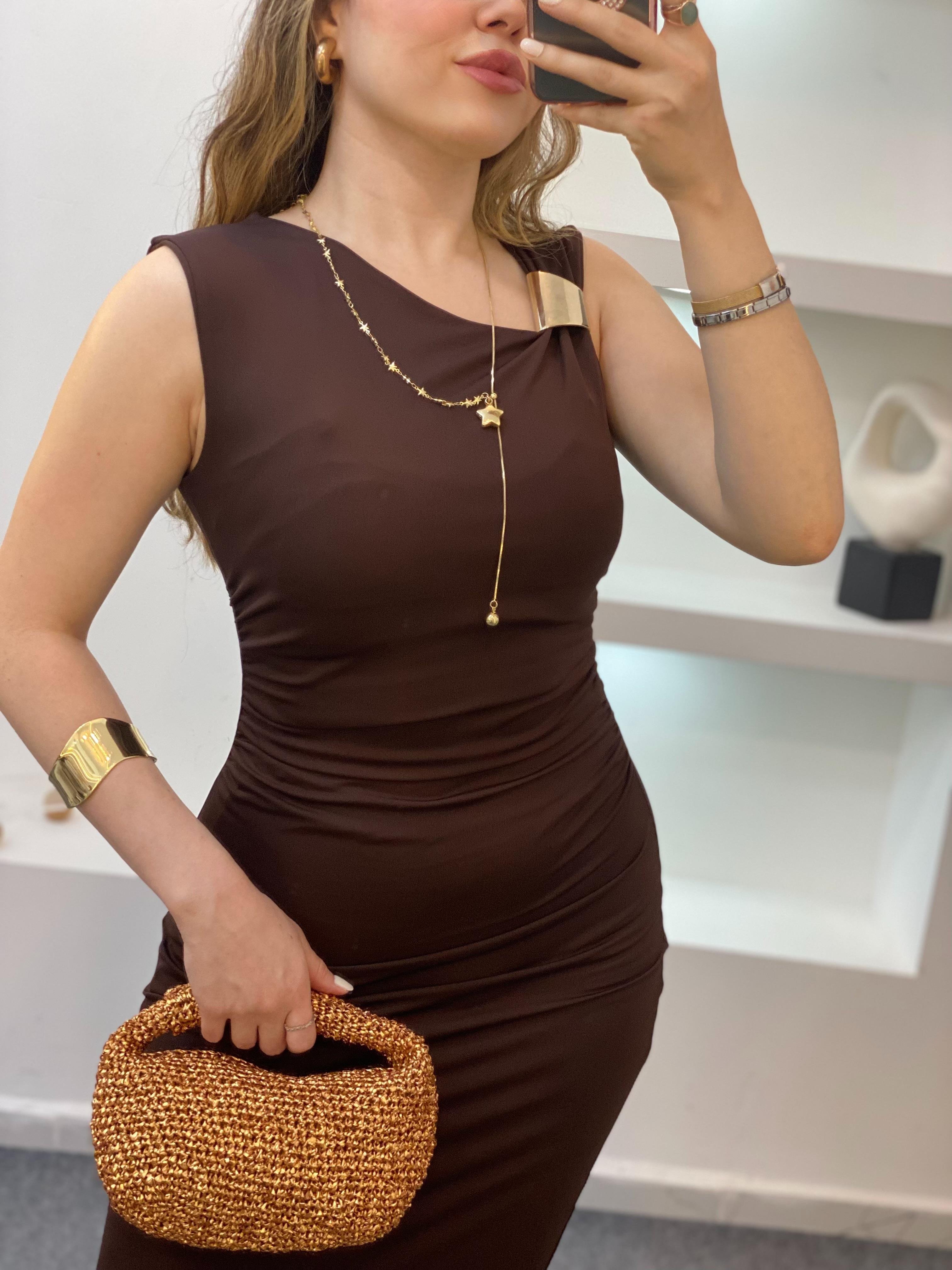 Kahve Omuz Gold Tokalı Elbise