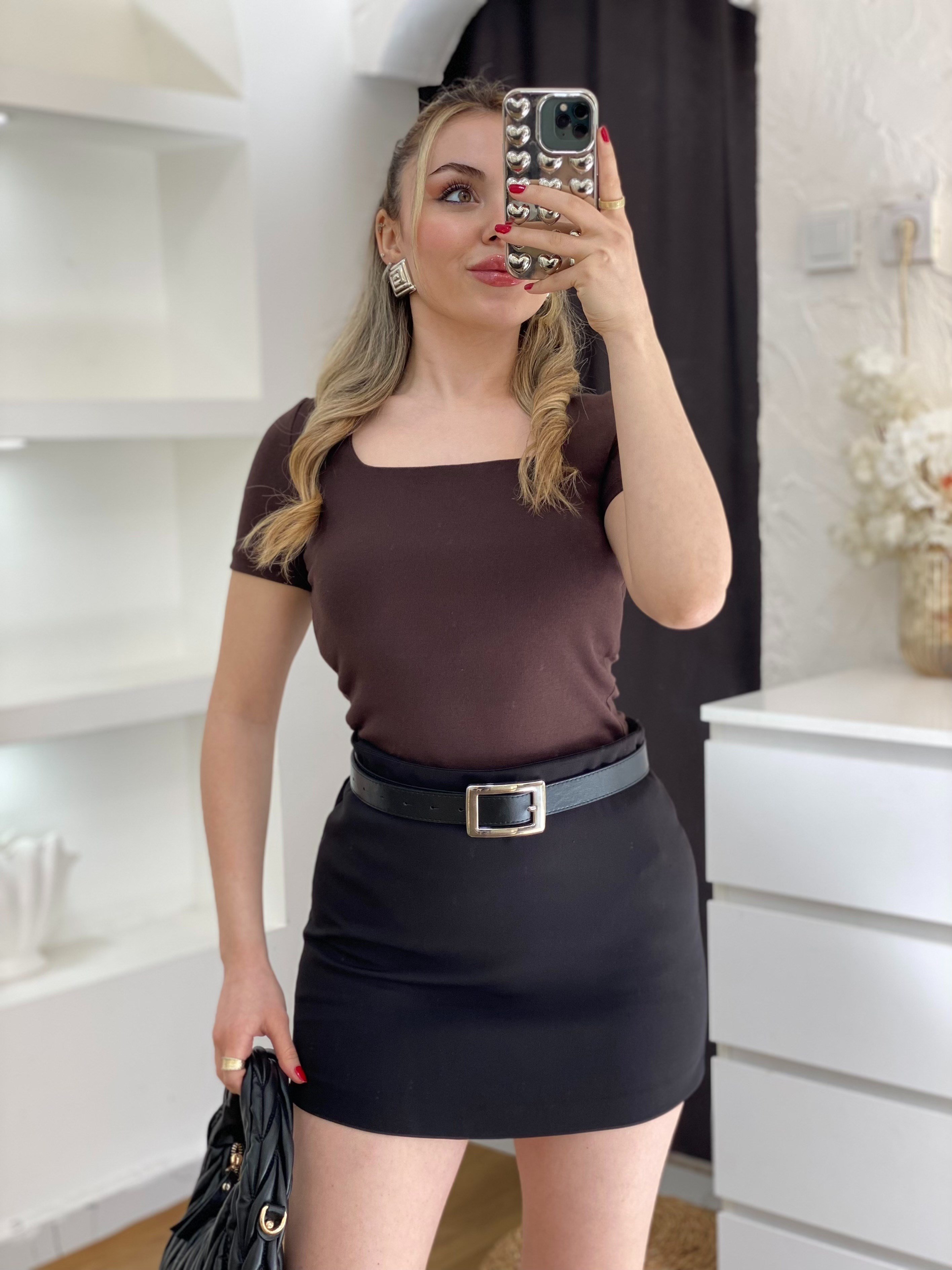 Kahve Sandık Yaka Kısa Kol Basic Bluz