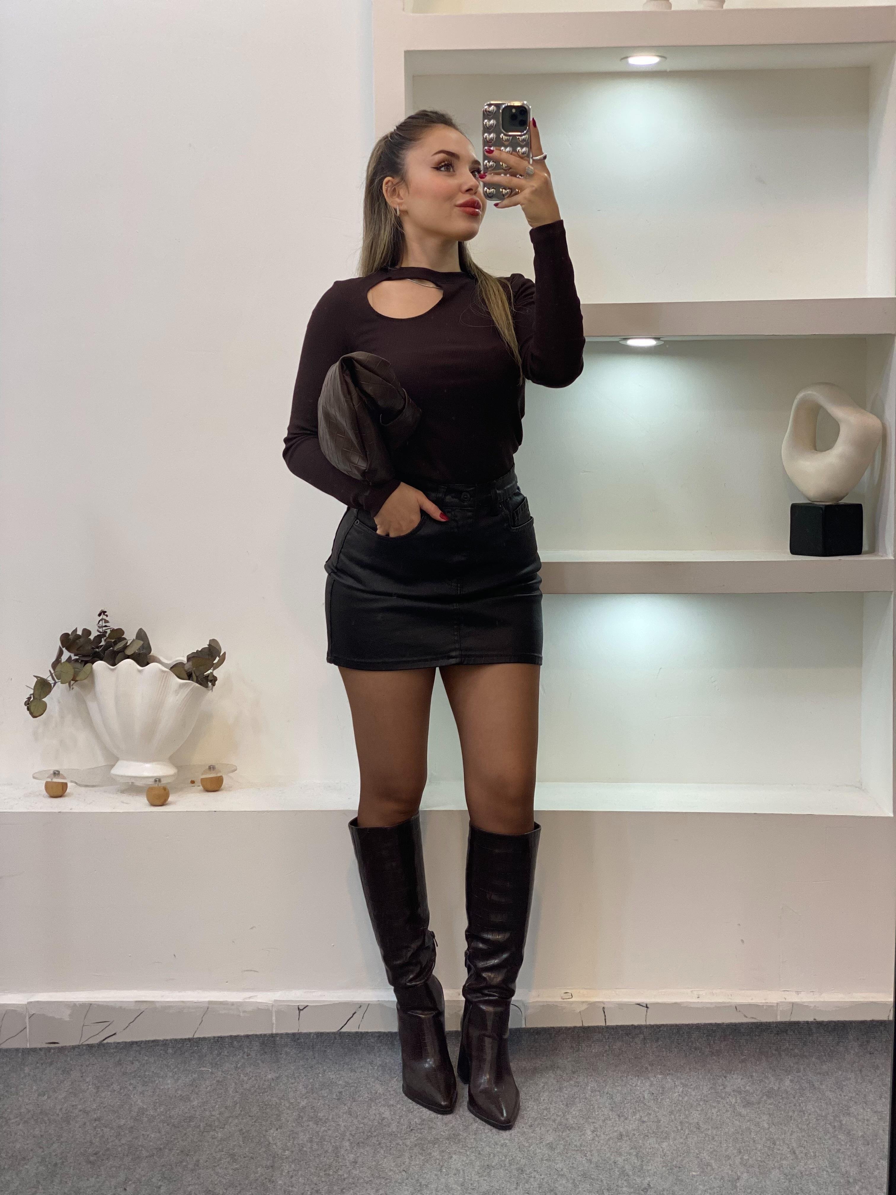 Kahve Yaka Pencereli Fitilli Basic Bluz