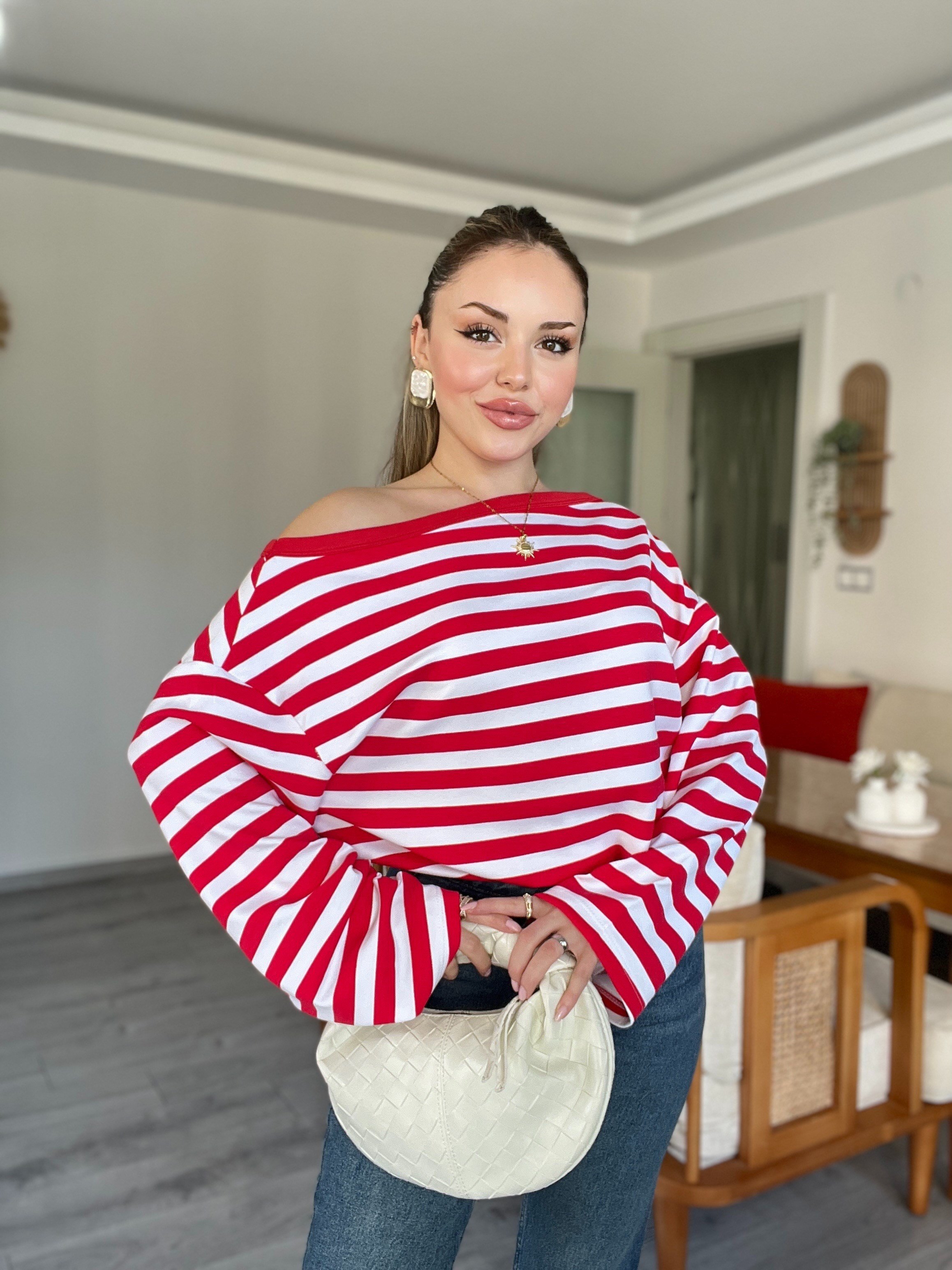 Kırmızı Çizgili Düşük Omuz Oversize Modal Bluz