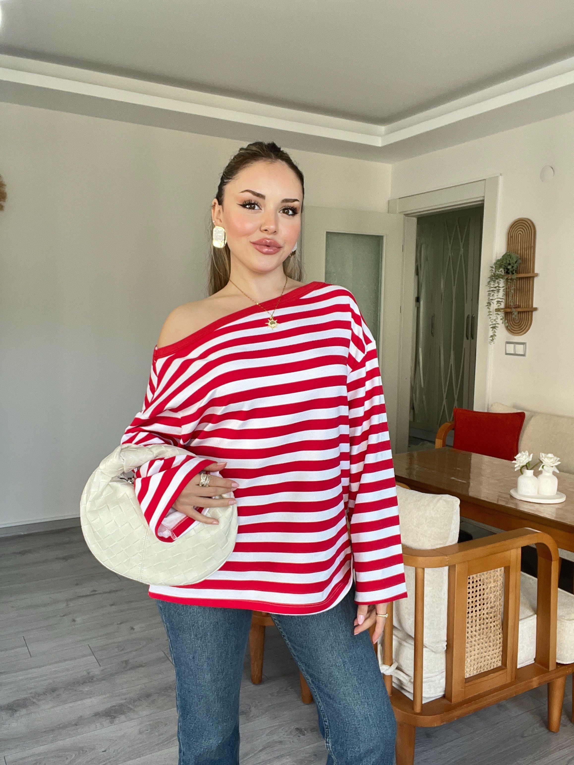 Kırmızı Çizgili Düşük Omuz Oversize Modal Bluz