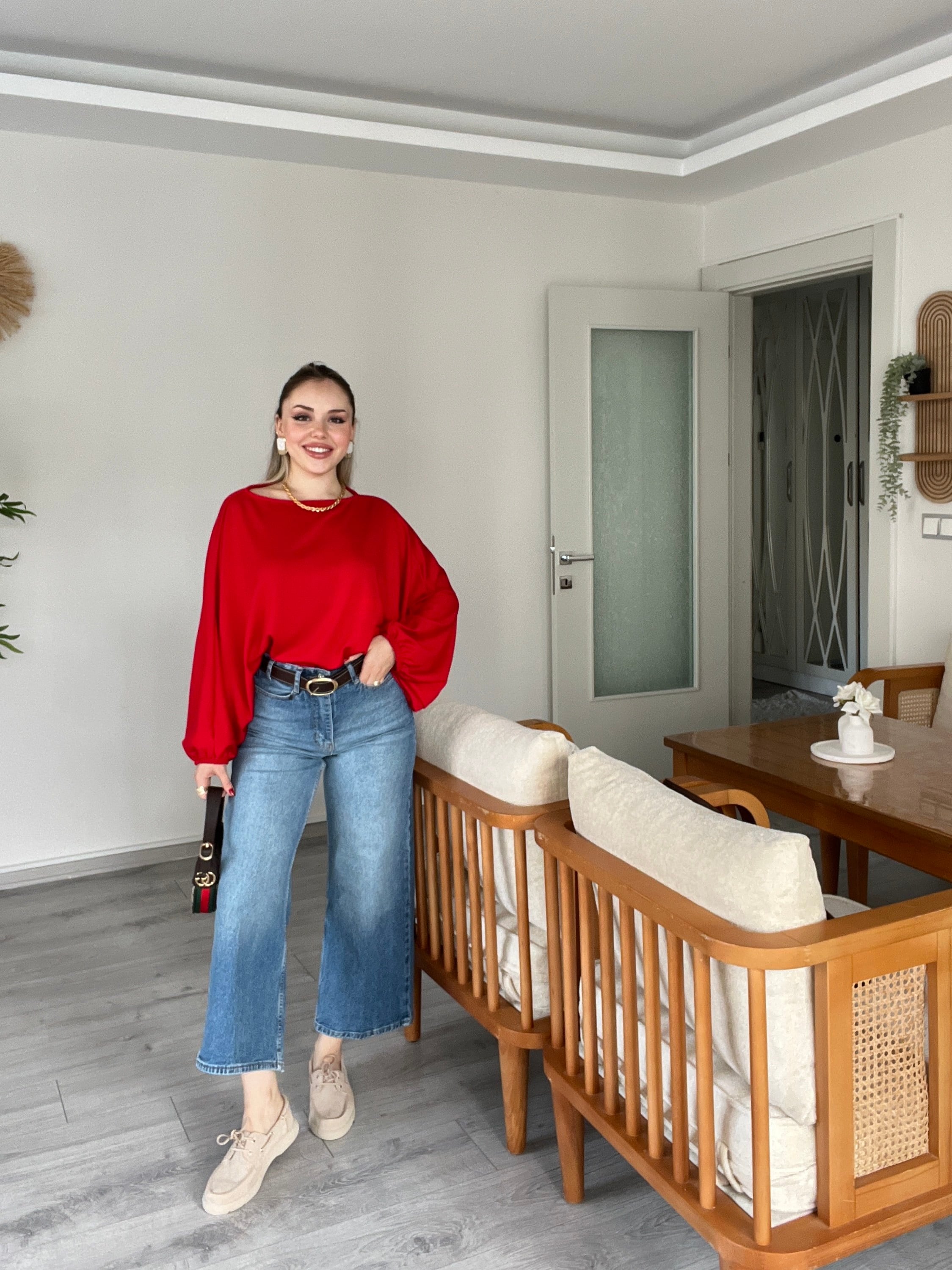 Kırmızı Yarasa Kol Oversize Modal Bluz