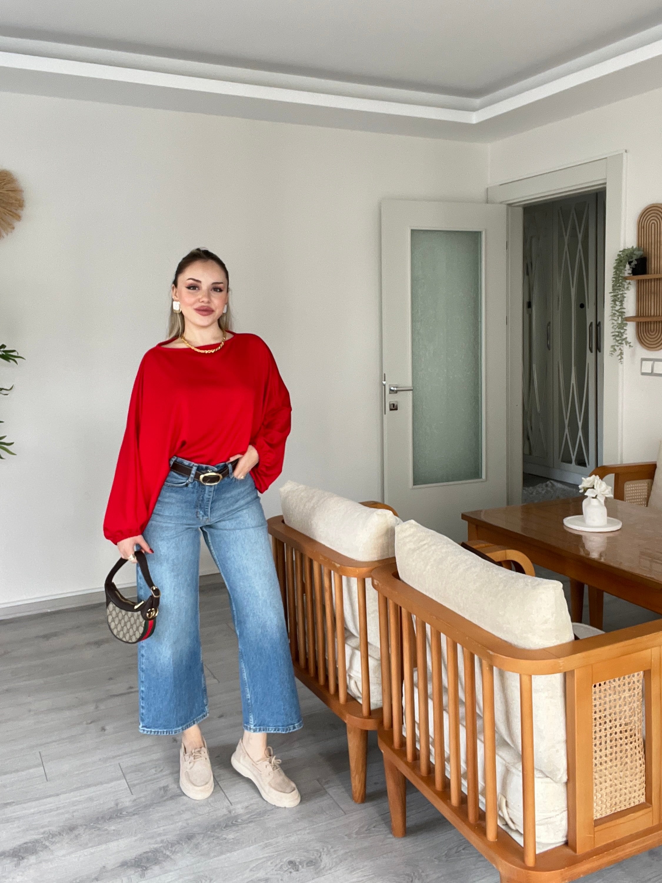 Kırmızı Yarasa Kol Oversize Modal Bluz