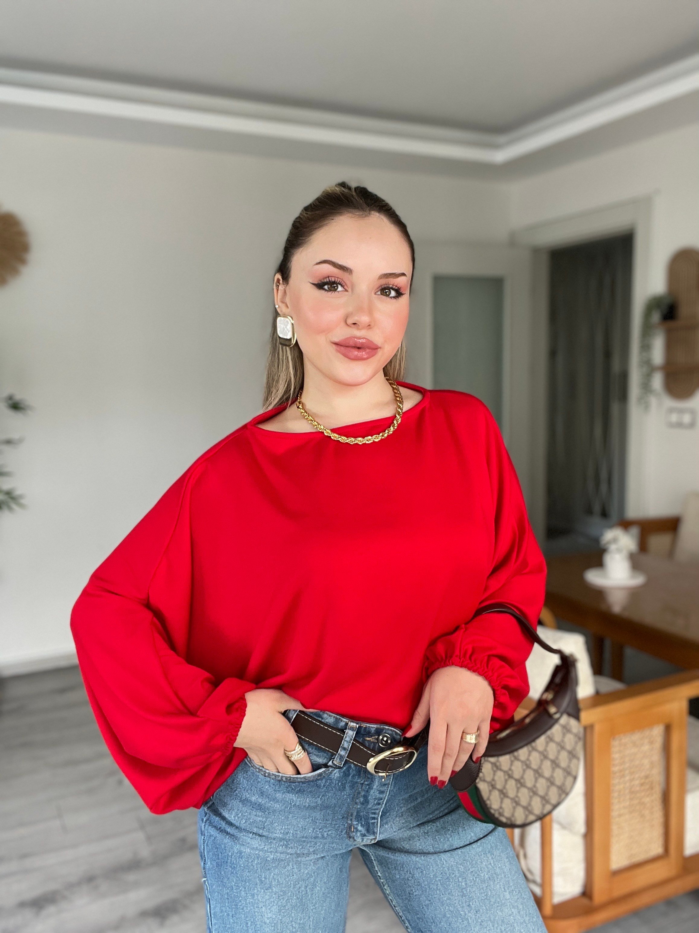 Kırmızı Yarasa Kol Oversize Modal Bluz