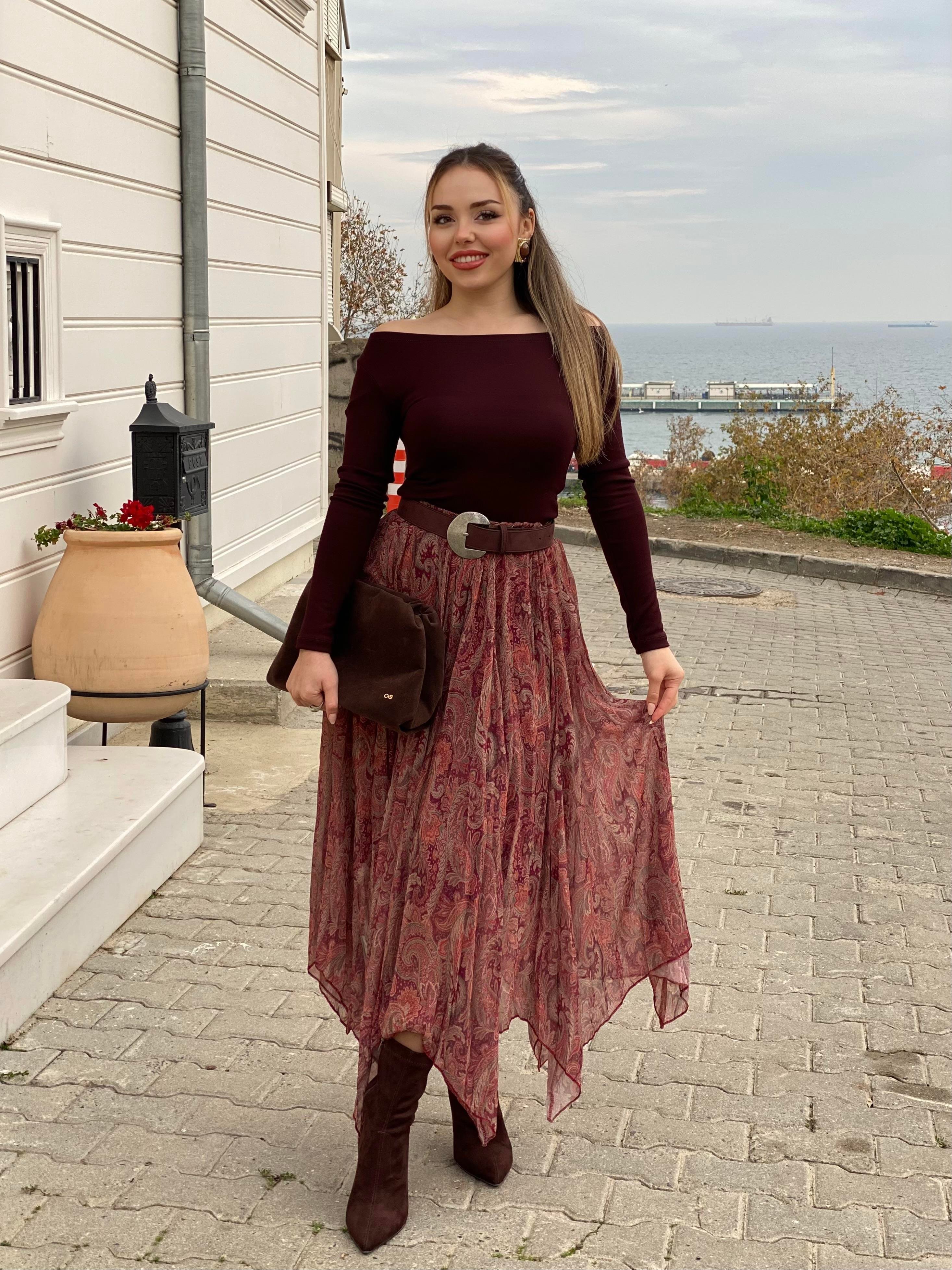 Koyu Bordo Kayık Yaka Basic Bluz
