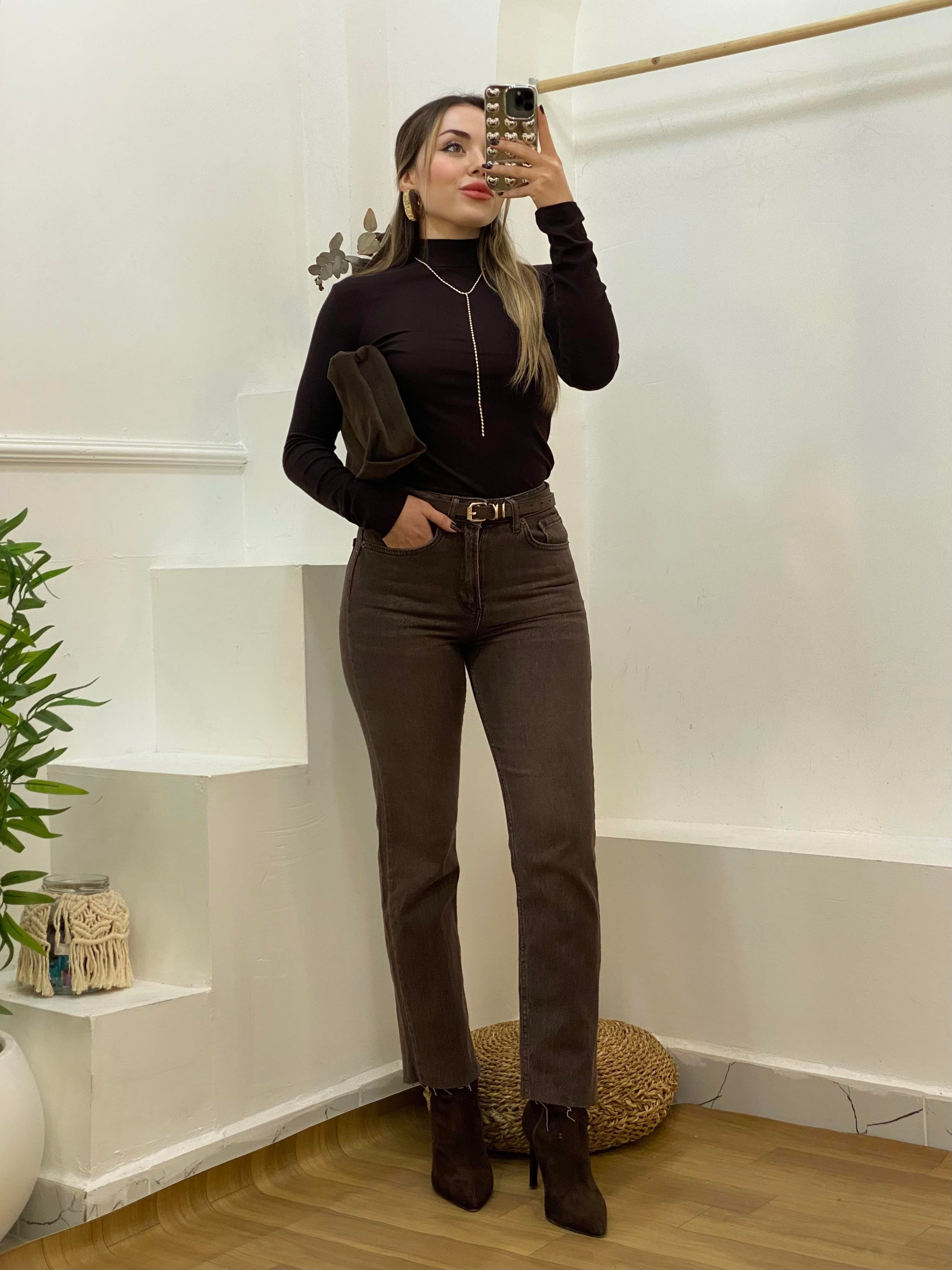 Koyu Kahve Renk Yarım Boğazlı Modal Kumaş Basic Bluz
