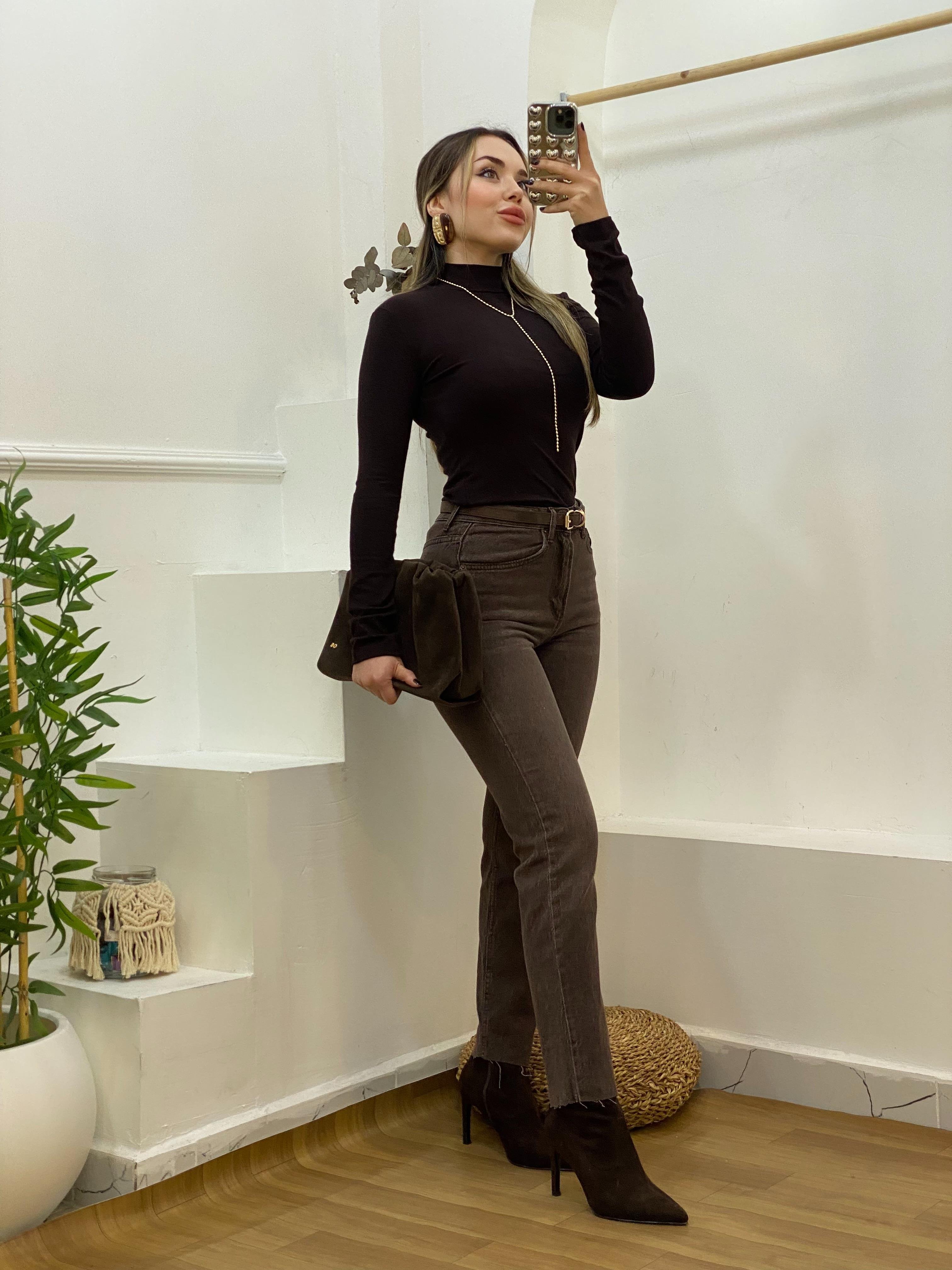 Koyu Kahve Renk Yarım Boğazlı Modal Kumaş Basic Bluz