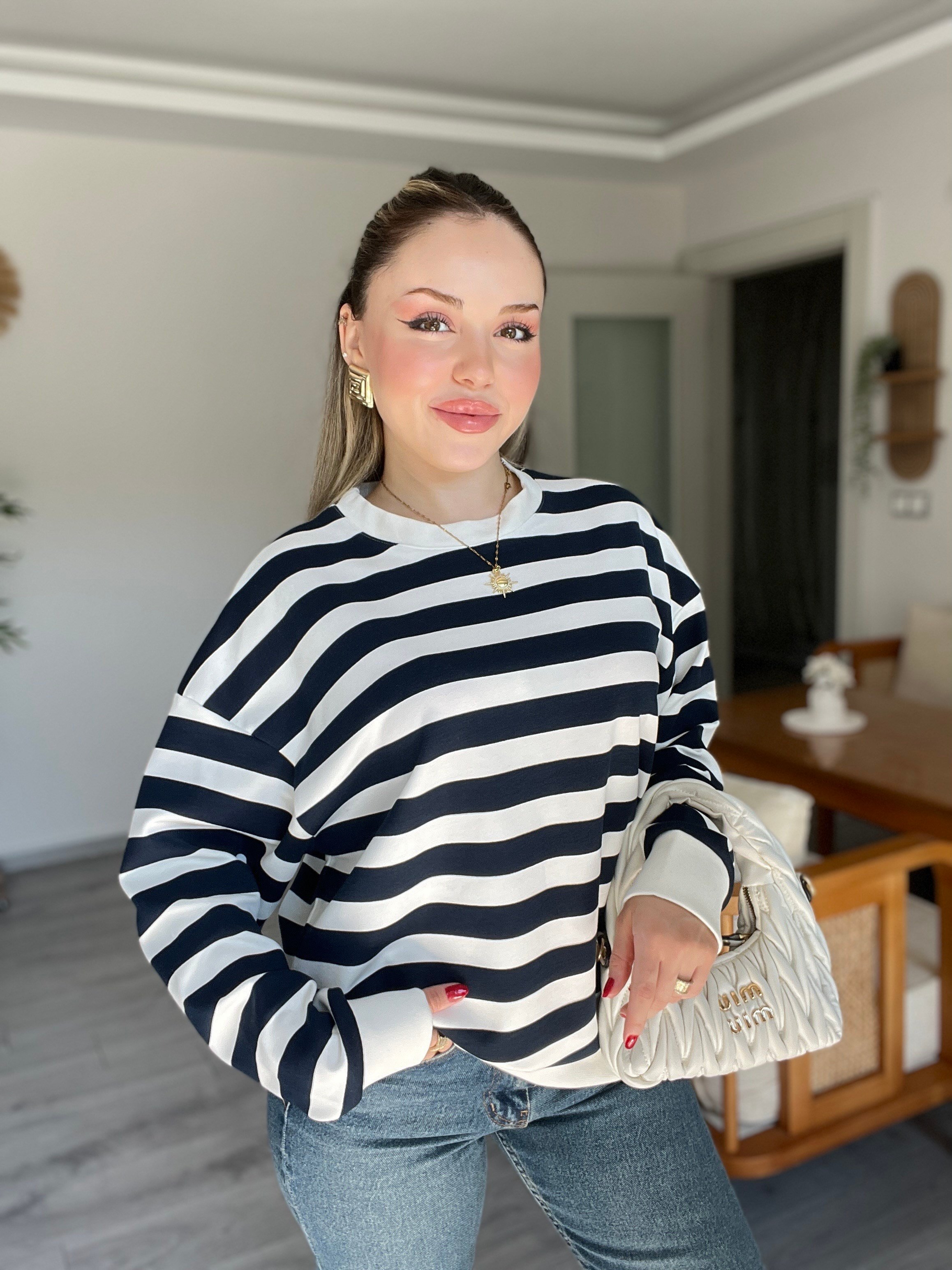 Lacivert Beyaz Çizgili Oversize Modal Sweatshirt 