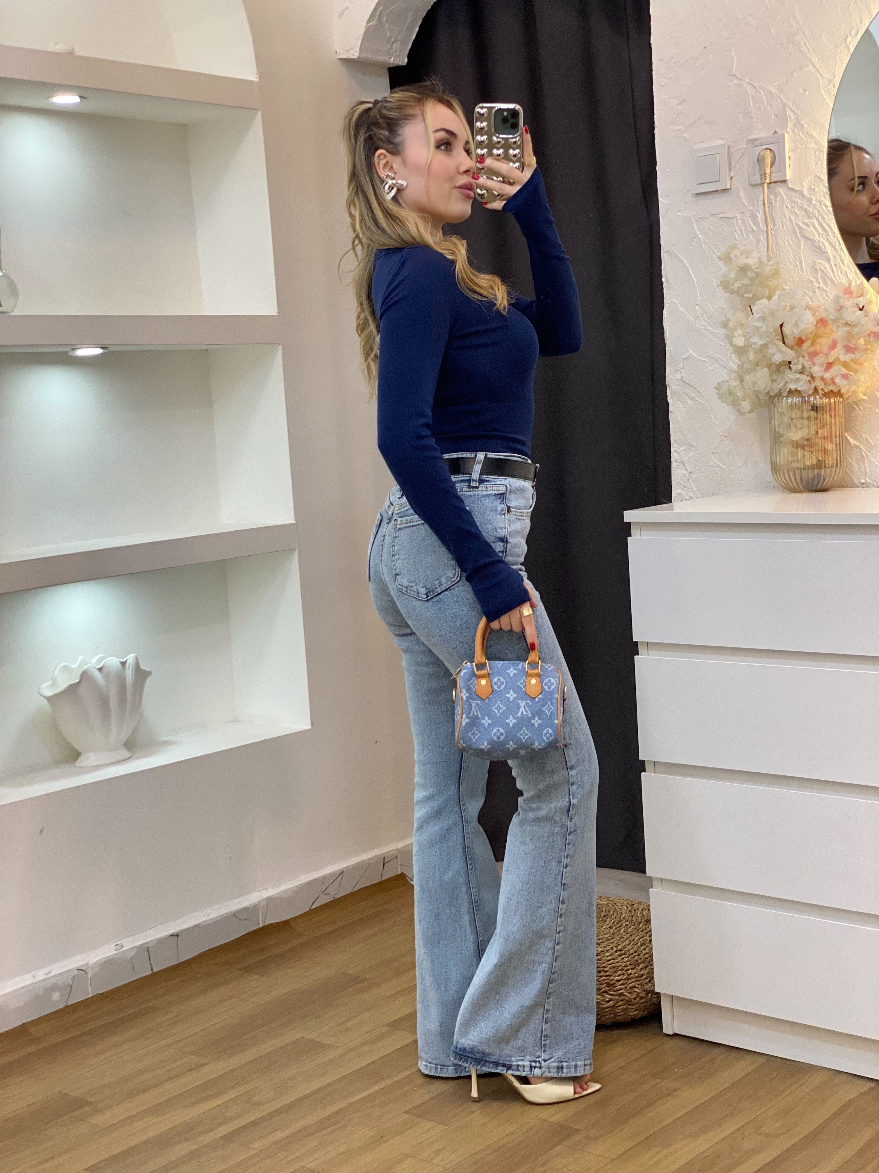 Lacivert Kayık Yaka Basic Bluz