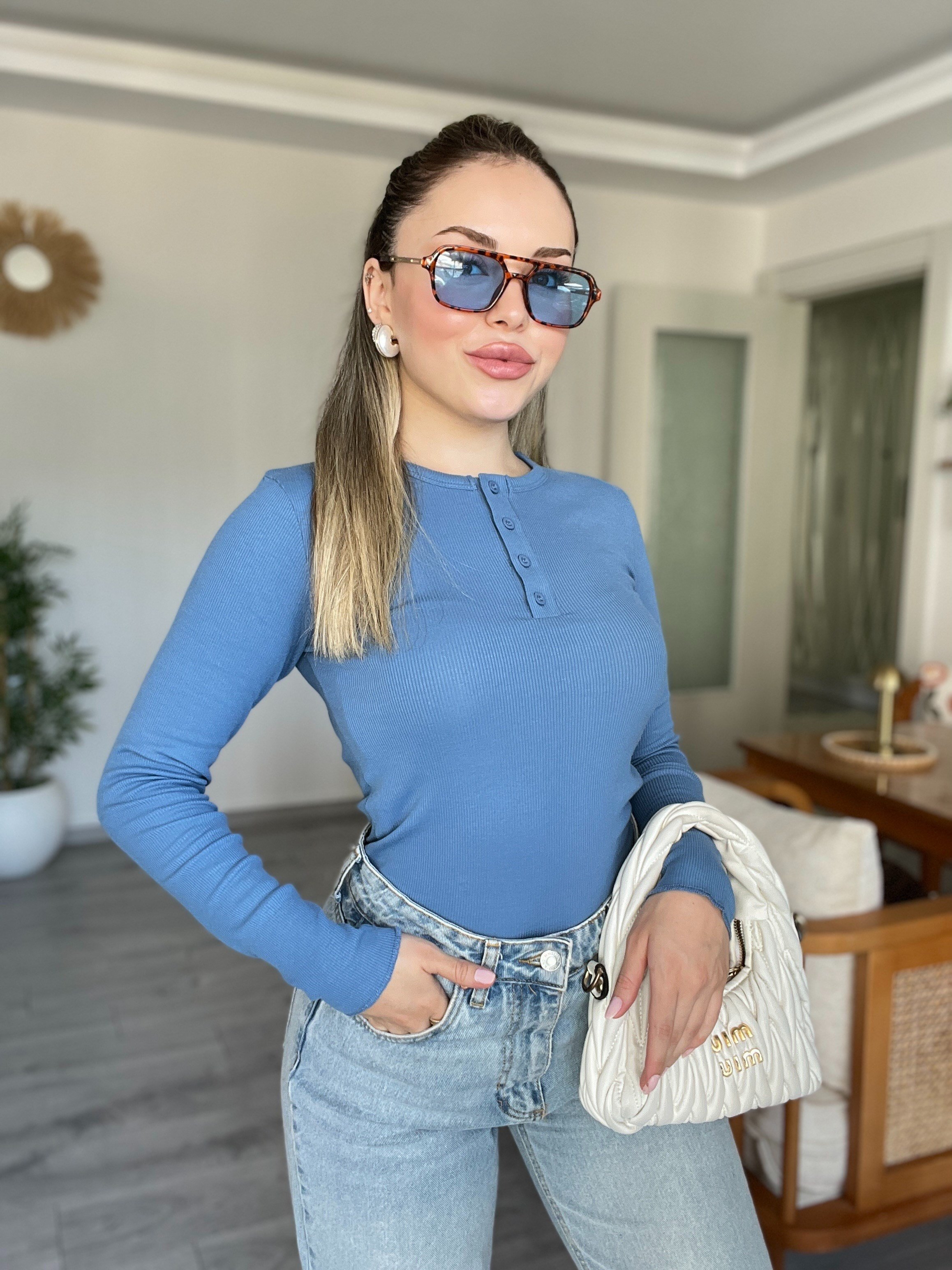 Mavi Düğmeli Fitilli Basic Bluz