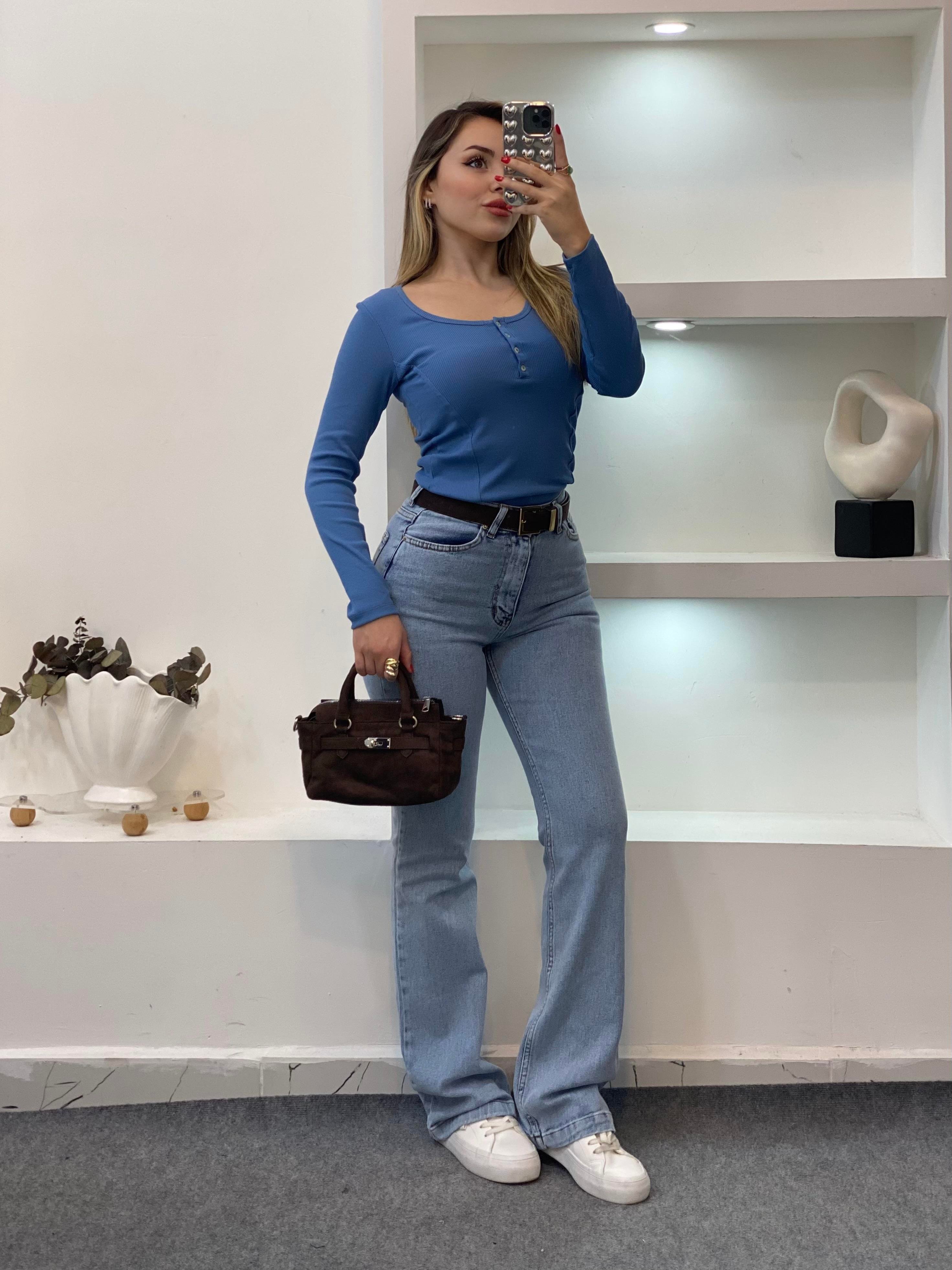 Mavi Düğmeli Fitilli Basic Bluz