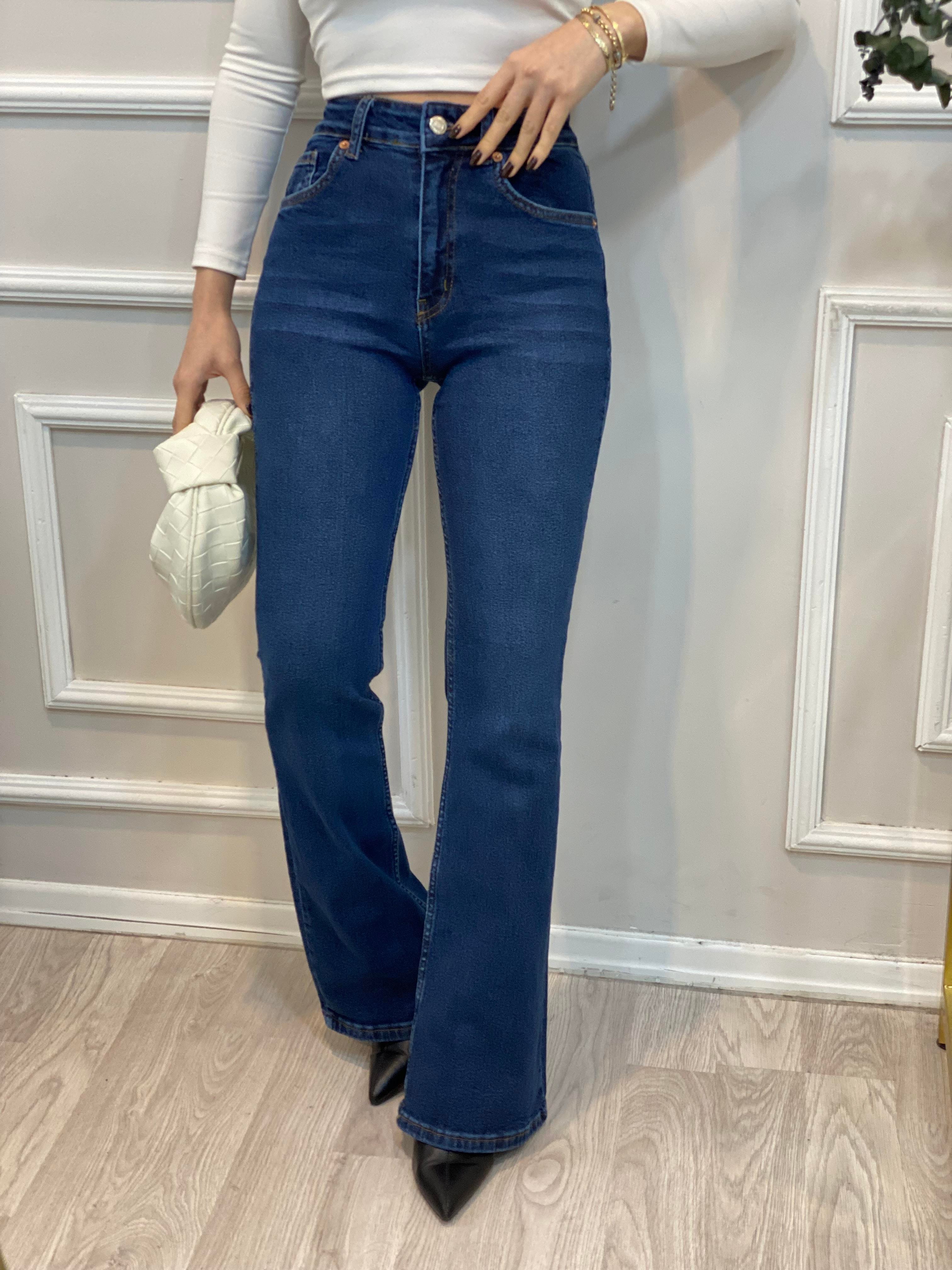 Mavi İspanyol Paça Jean 