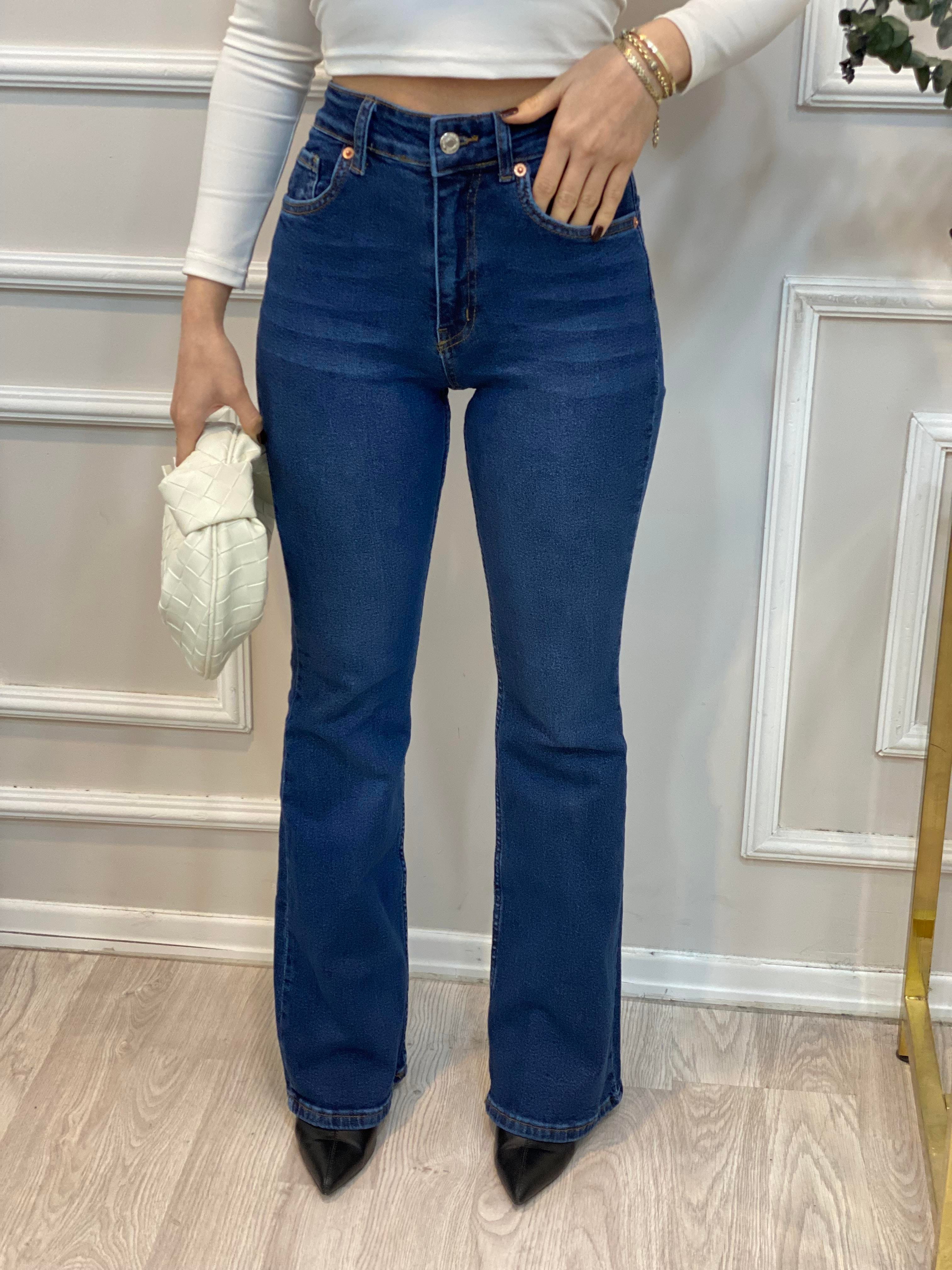 Mavi İspanyol Paça Jean 