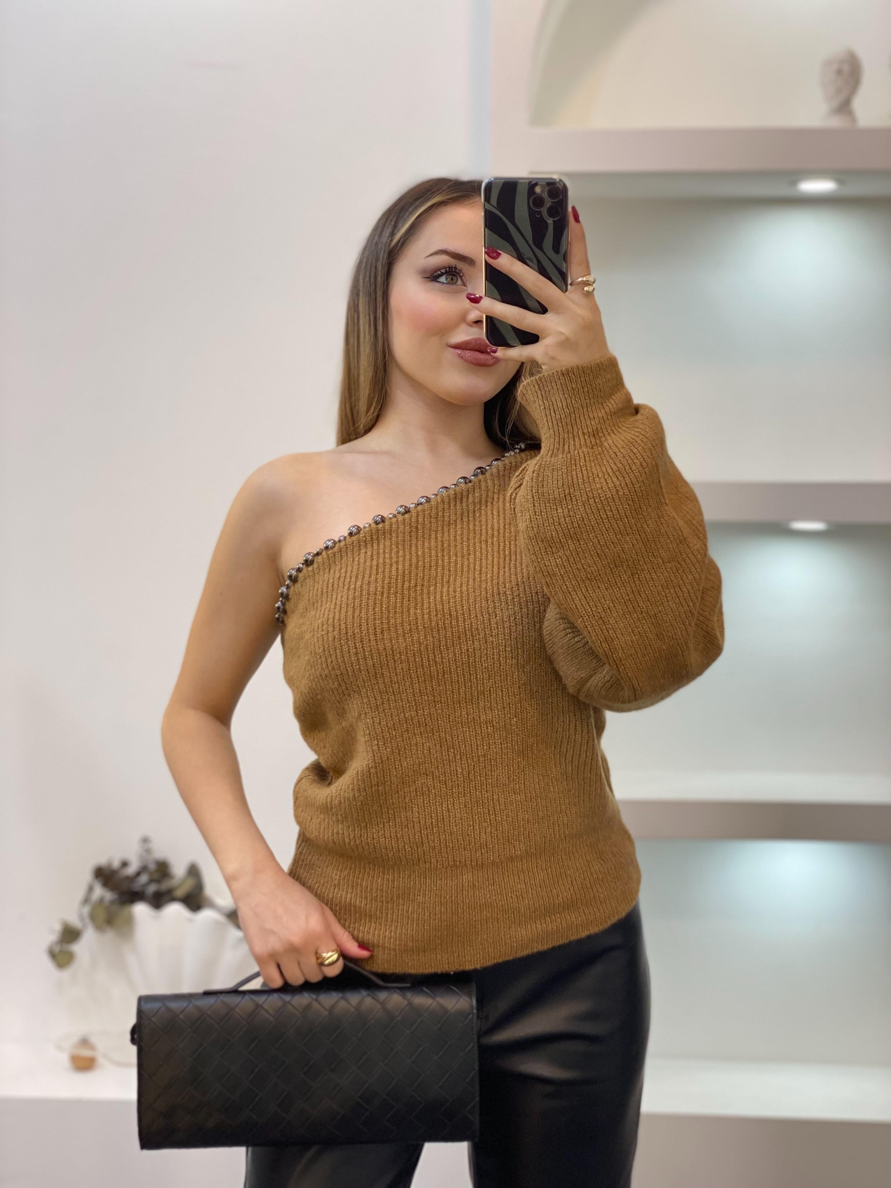 Nisan Marka Camel Premium Kalite İnci Detaylı Kazak