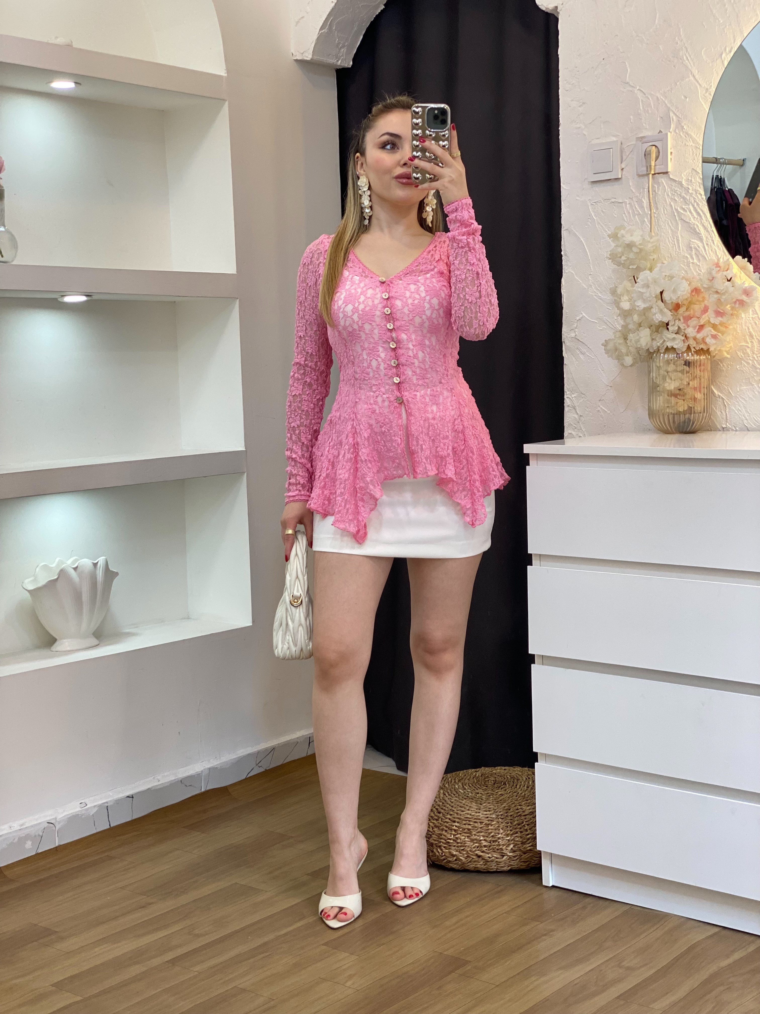 Pembe Bel Oturtmalı Model Volanlı Dantel Bluz