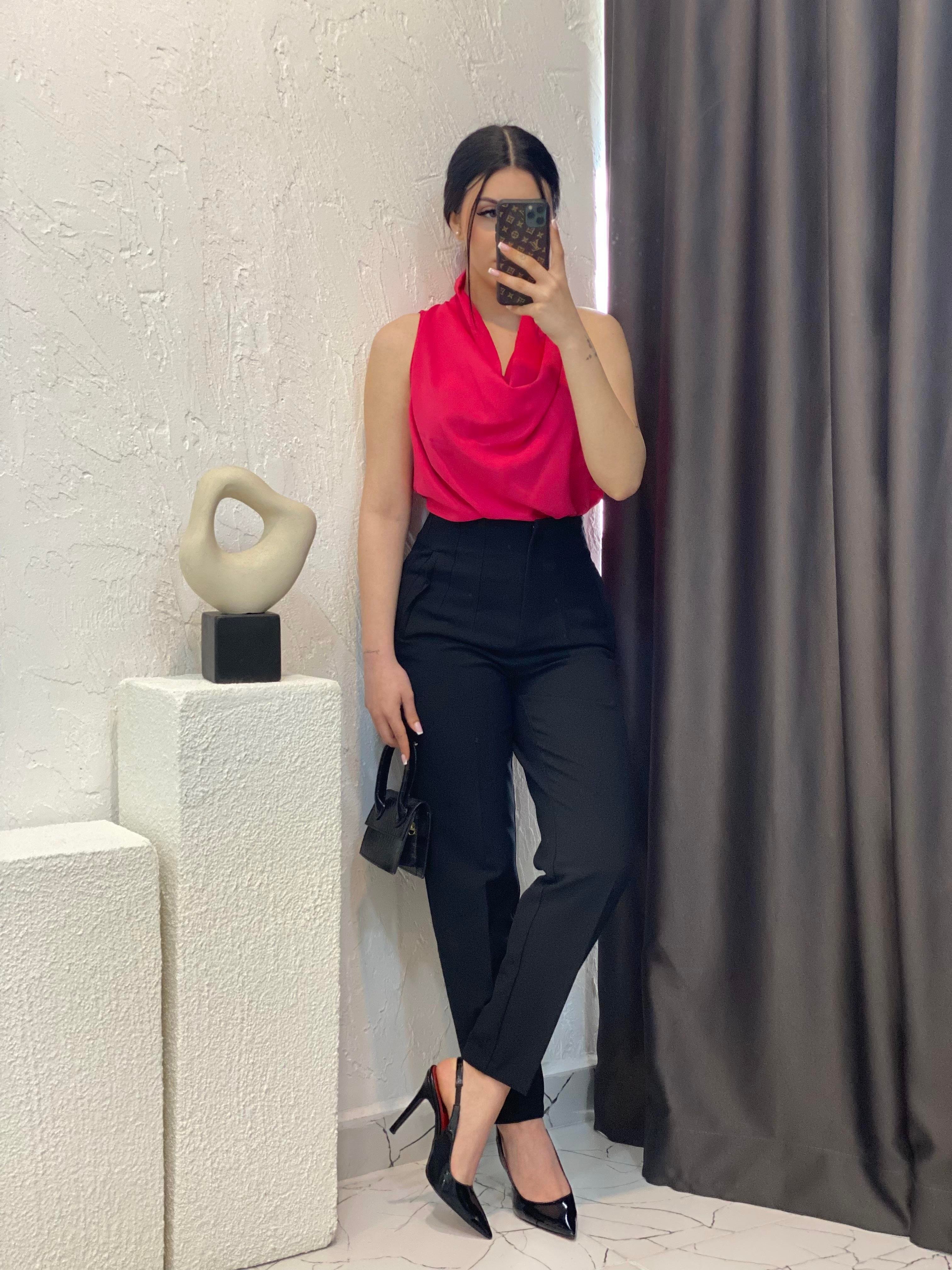 Pembe Degaje Yaka Dökümlü Bluz