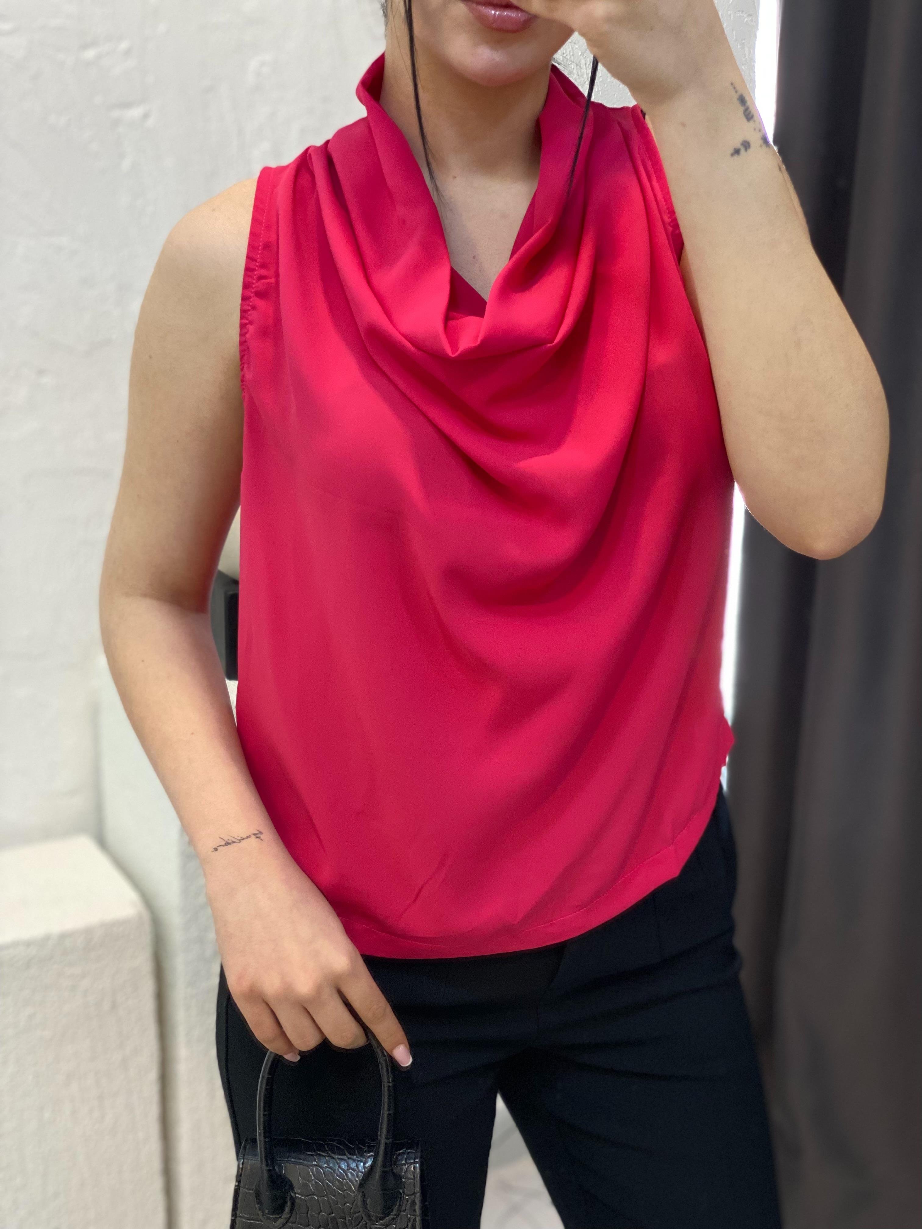 Pembe Degaje Yaka Dökümlü Bluz