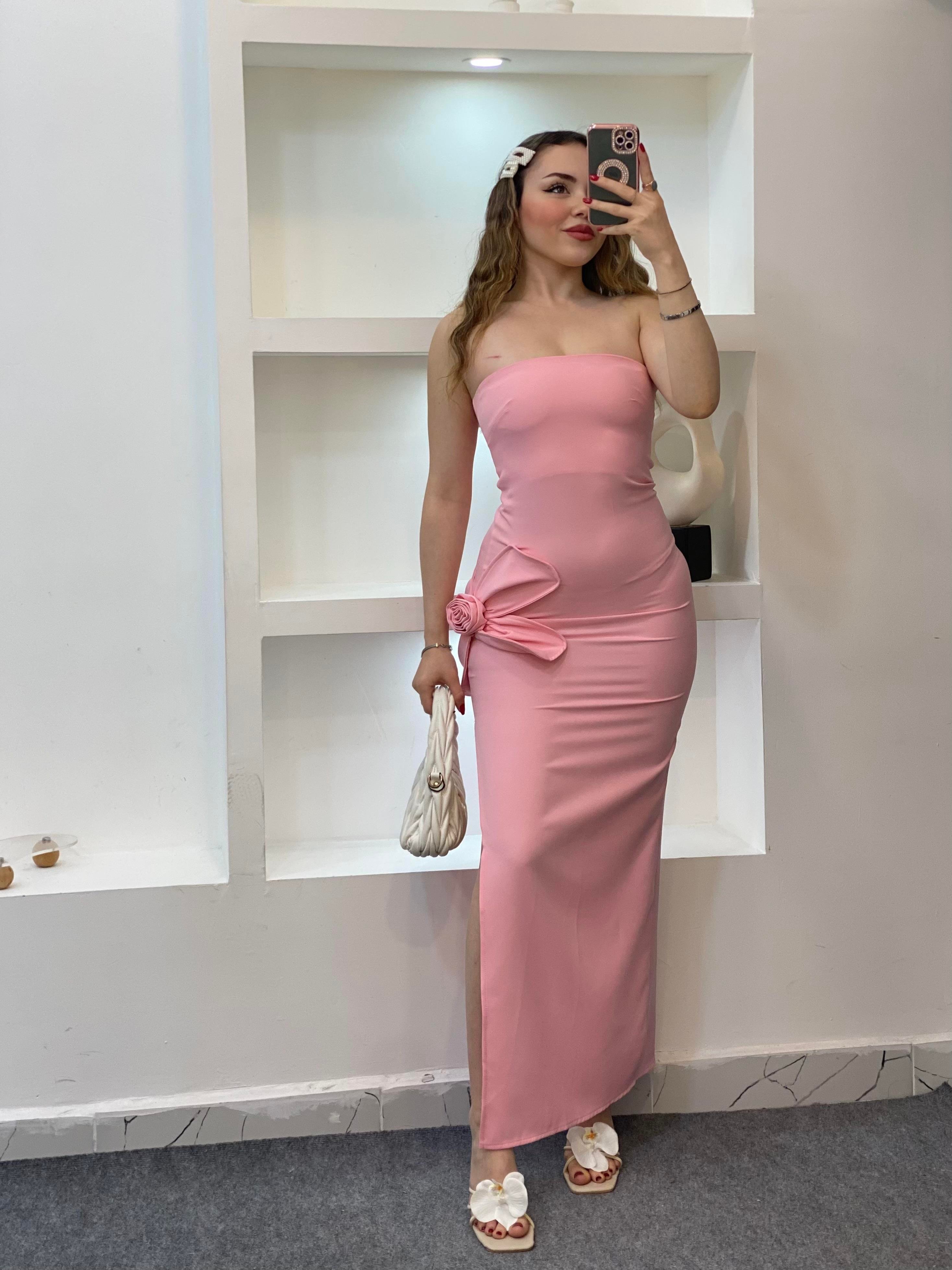 Pembe Gül Detaylı Straplez Elbise