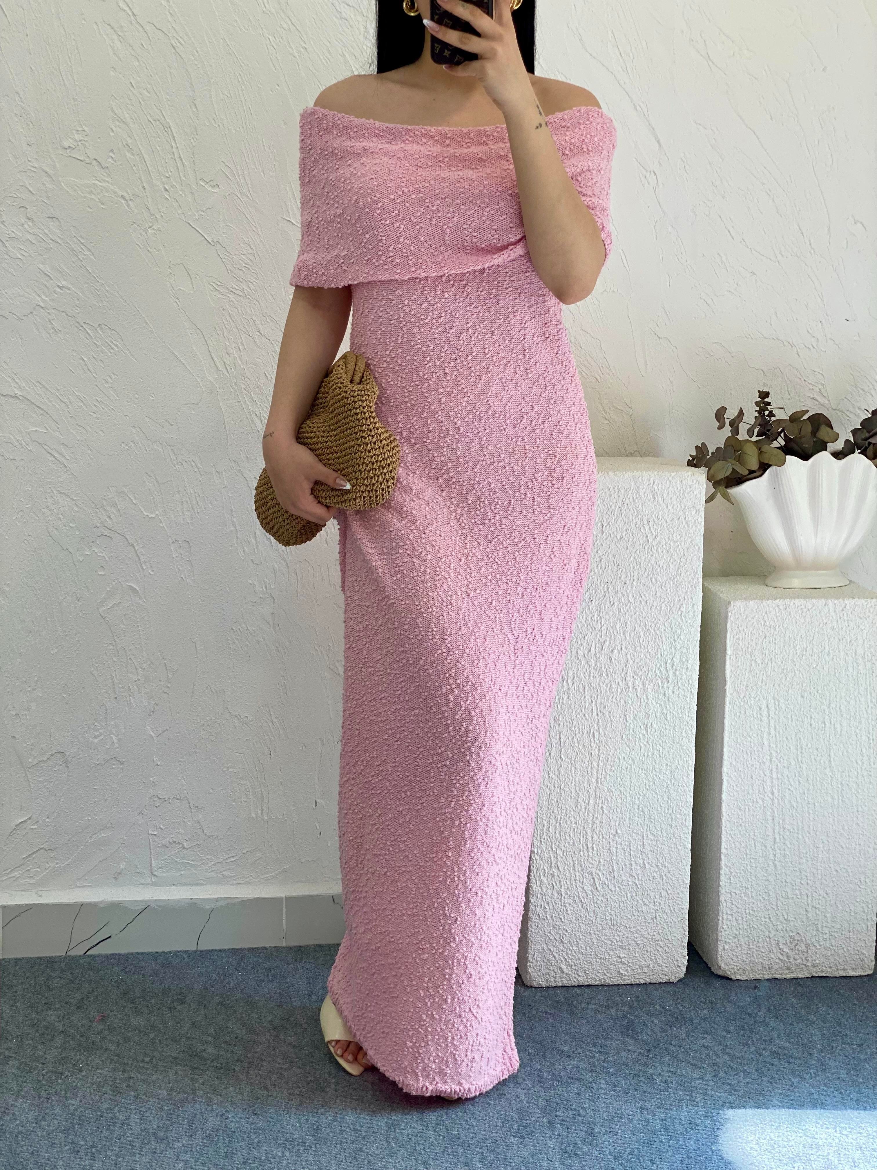 Pembe Madonna Yaka Triko Elbise