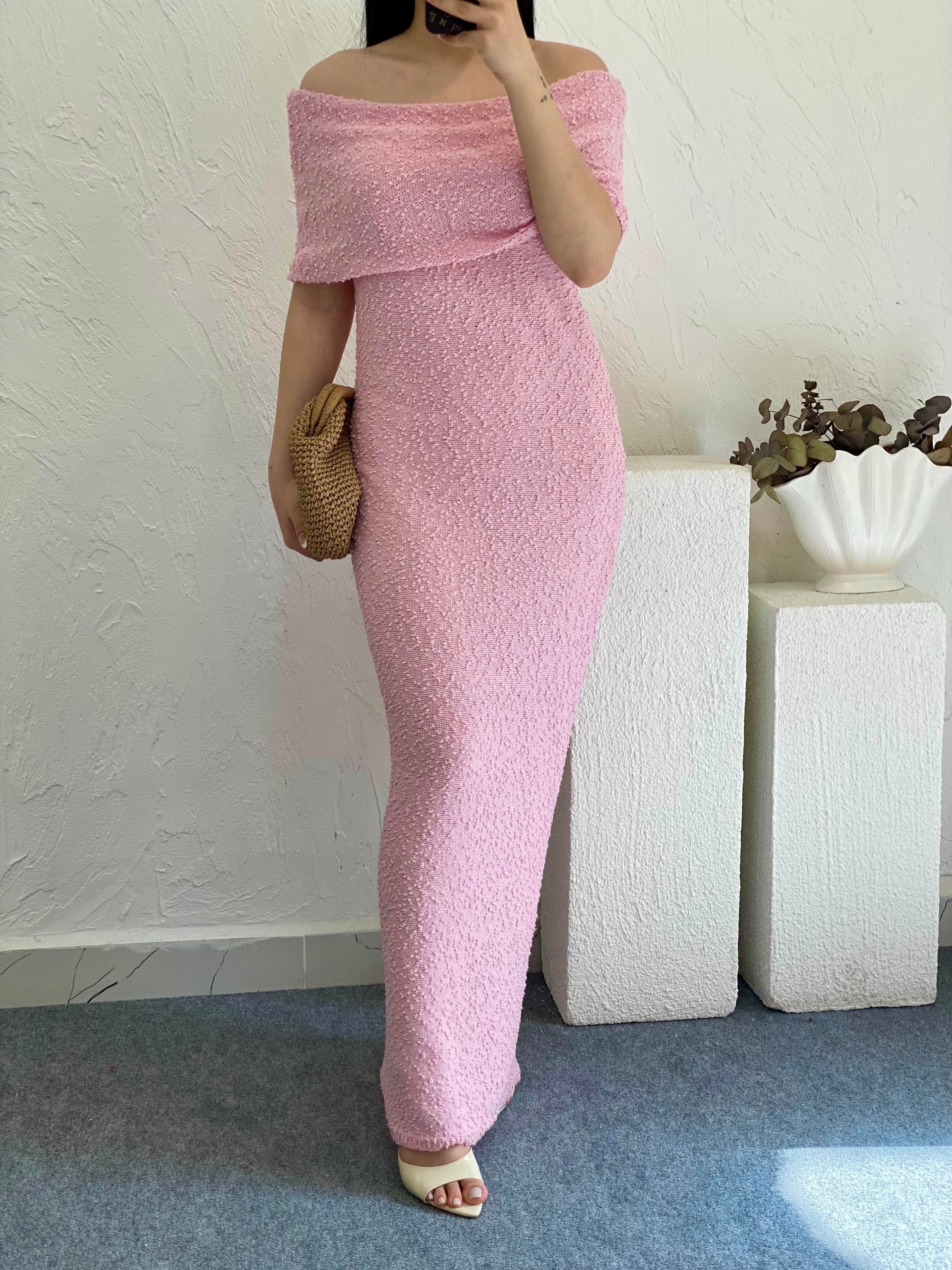 Pembe Madonna Yaka Triko Elbise