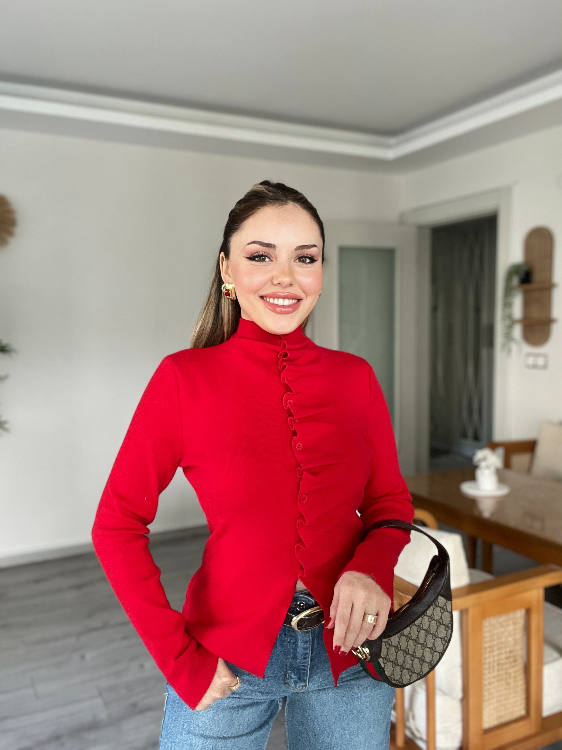 Premium Kırmızı Önü Drapeli Düğmeli Triko