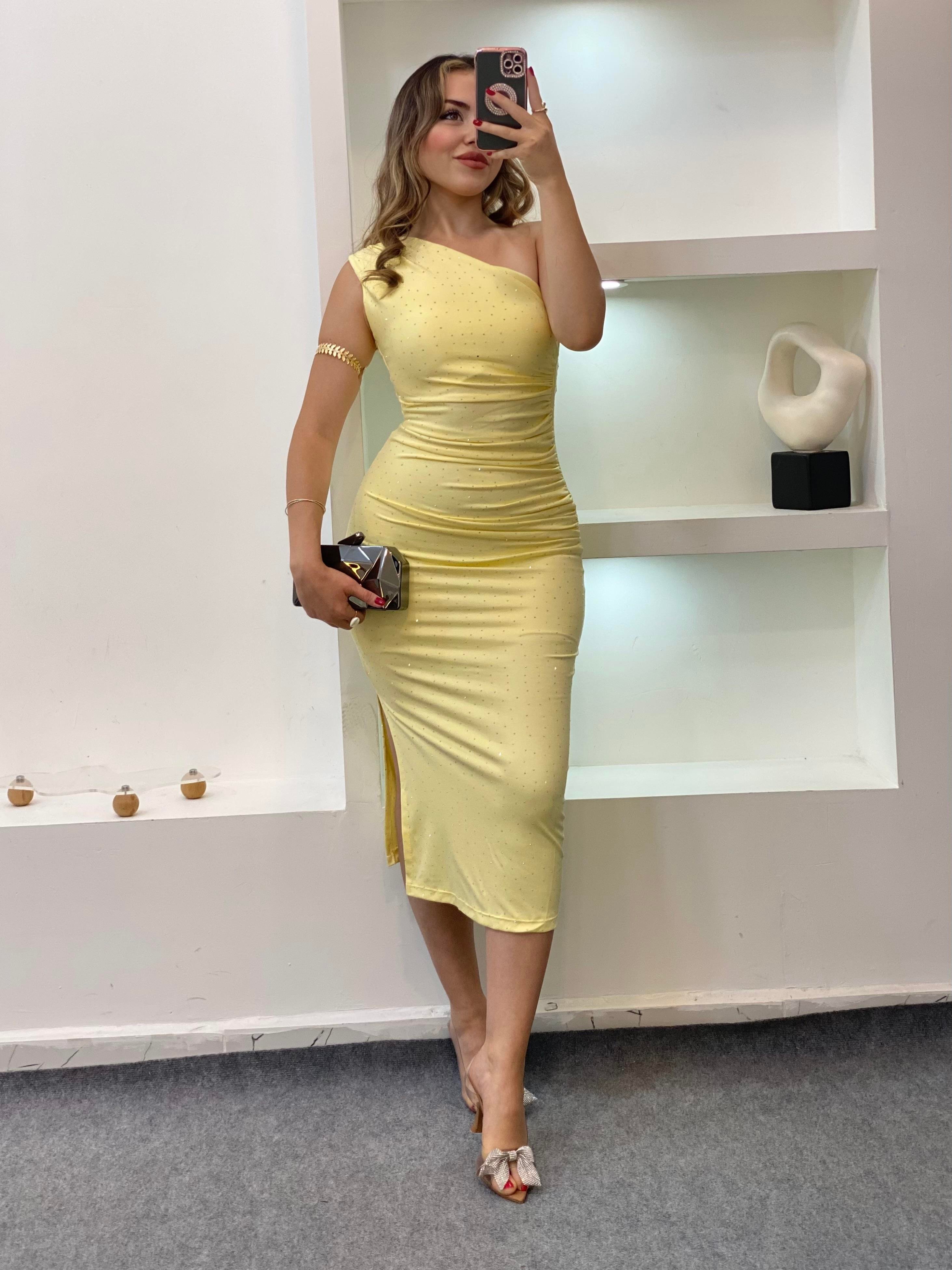 Sarı Parıltılı Taşlı Elbise