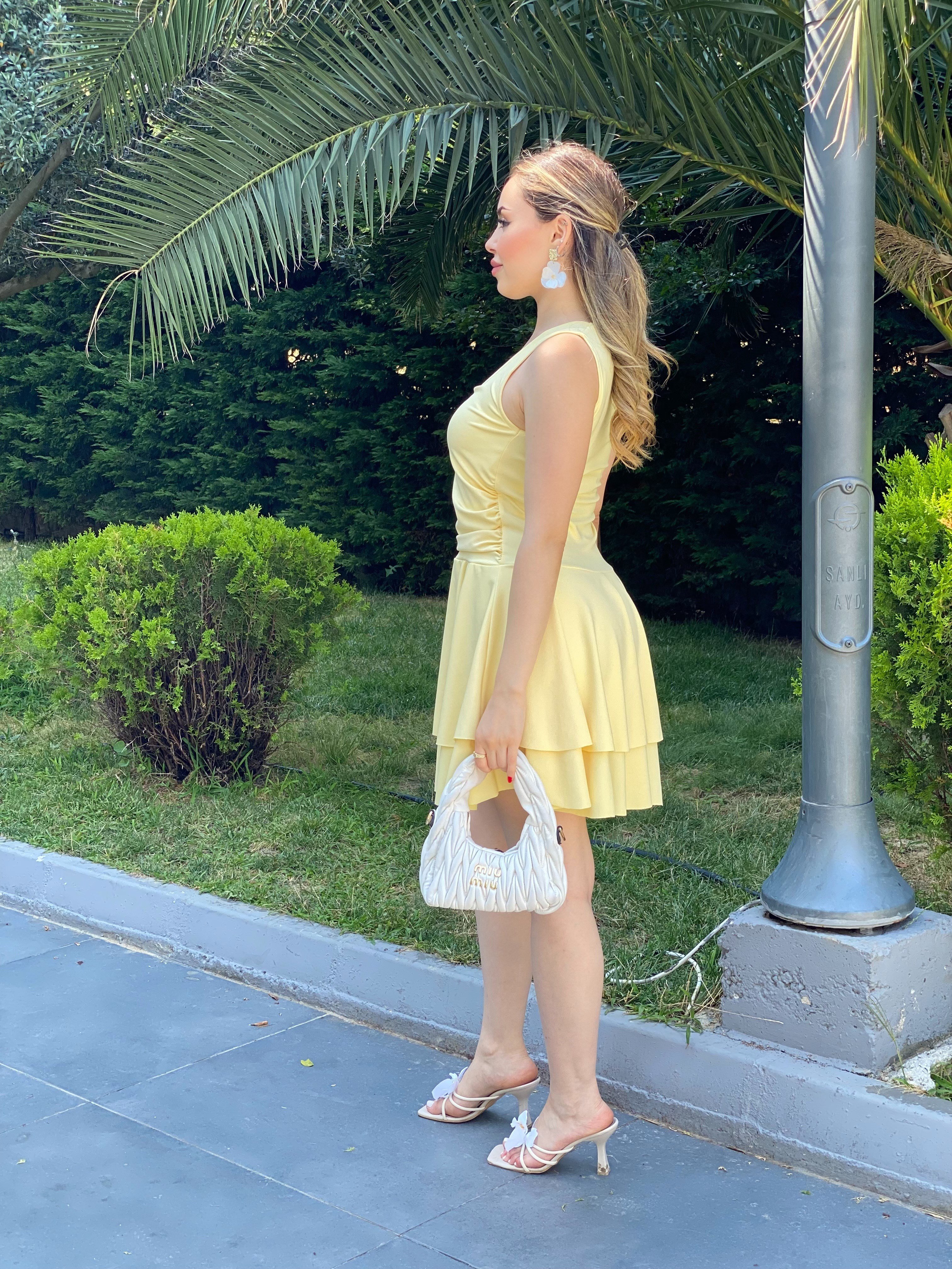 Sarı Renk Likralı Katlı Elbise 