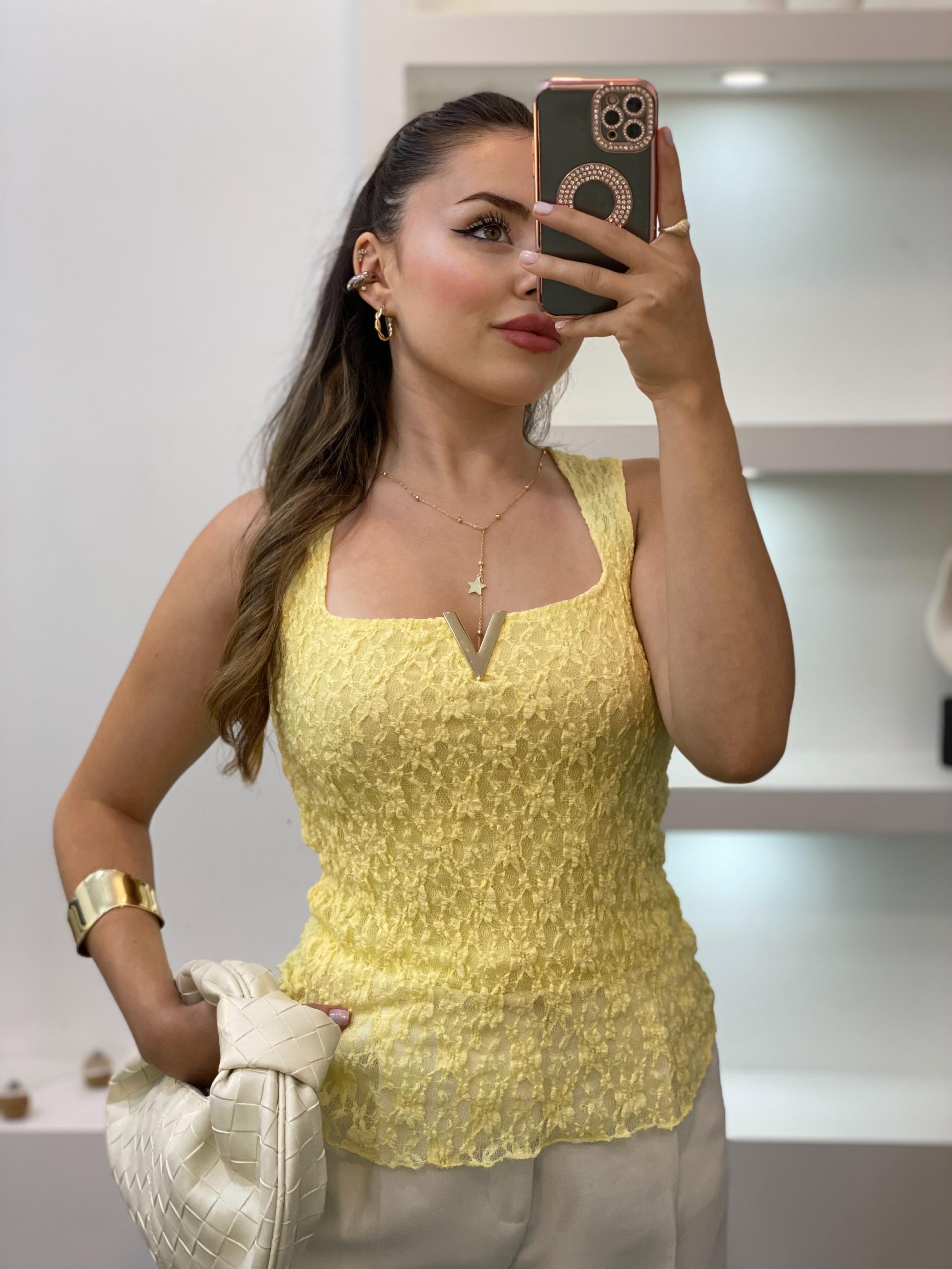 Sarı V Aksesuarlı Dantel Bluz
