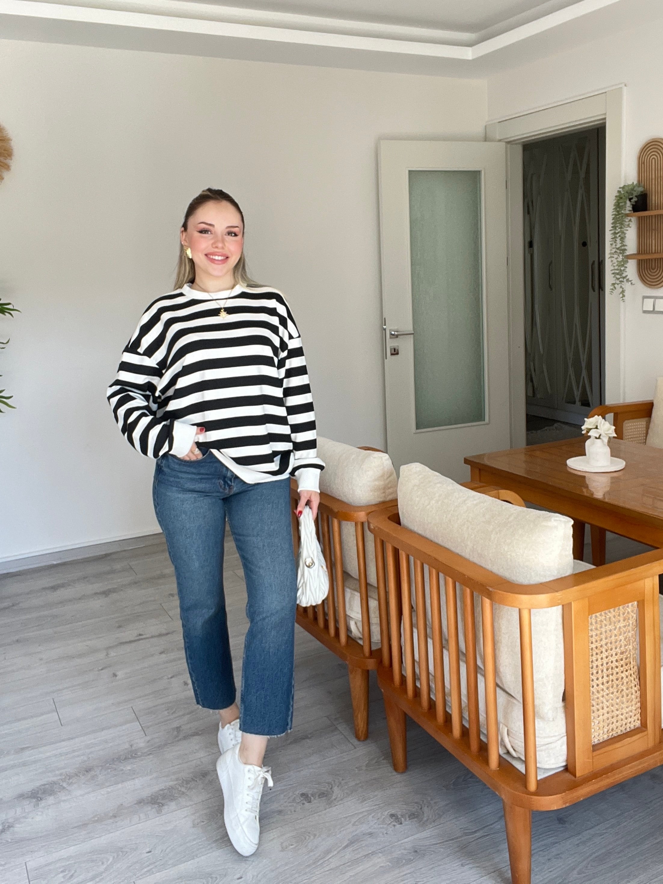 Siyah Beyaz Çizgili Oversize Modal Sweatshirt 