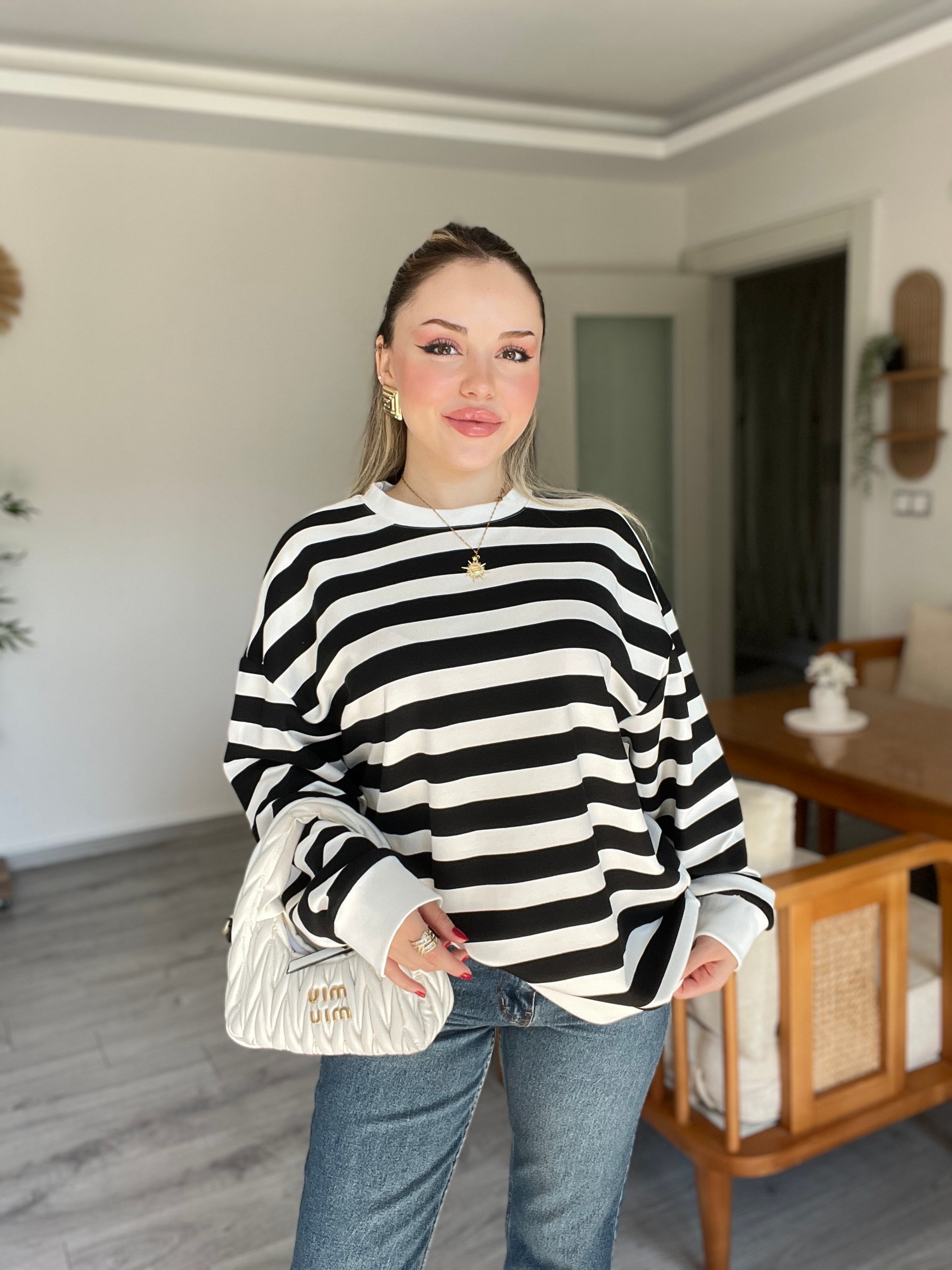 Siyah Beyaz Çizgili Oversize Modal Sweatshirt 