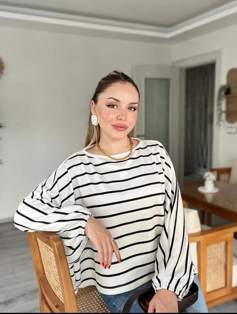 Siyah Beyaz Çizgili Yarasa Kol Oversize Modal Bluz
