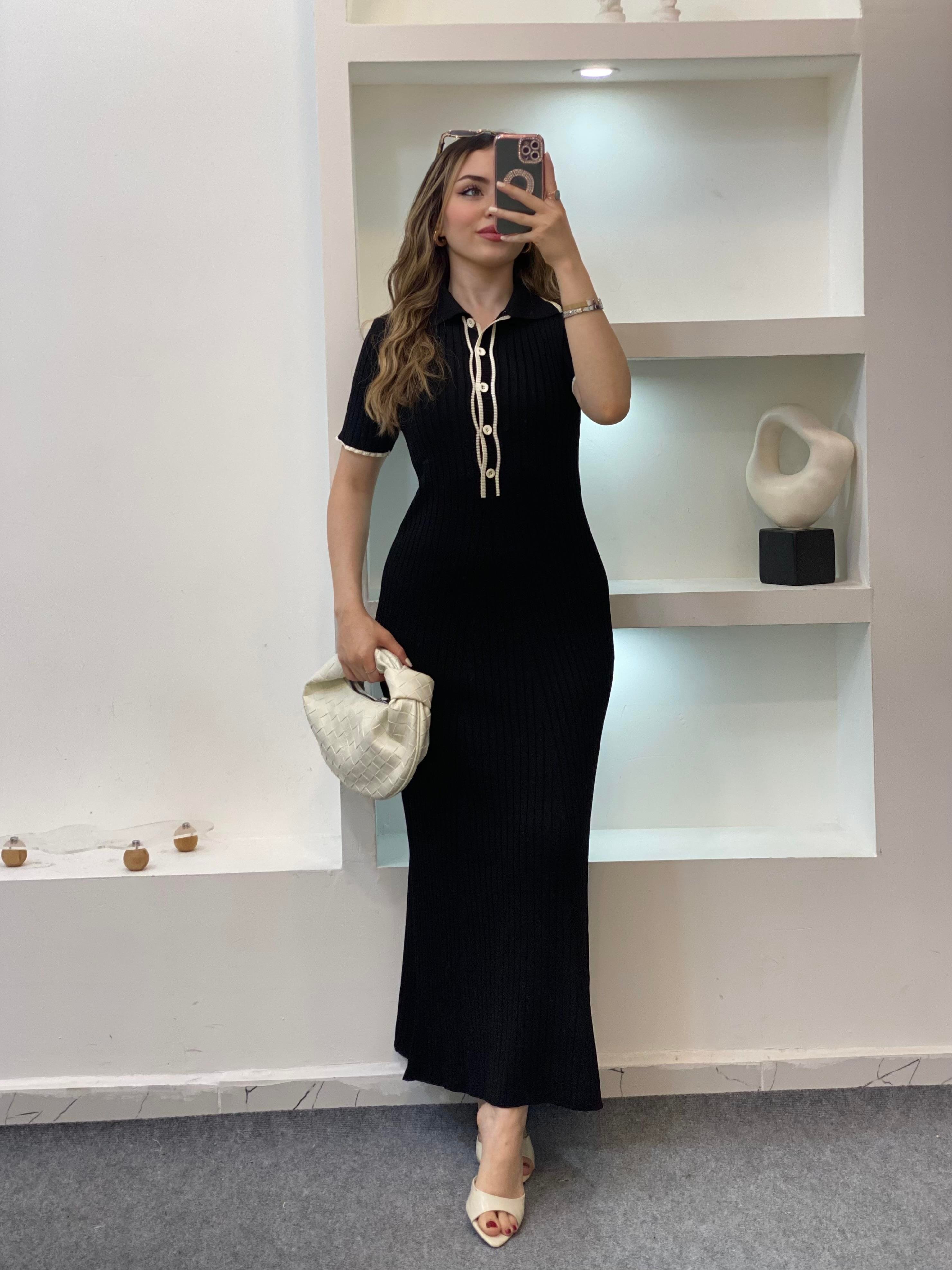 Siyah Biyeli Önü Düğmeli Triko Elbise 