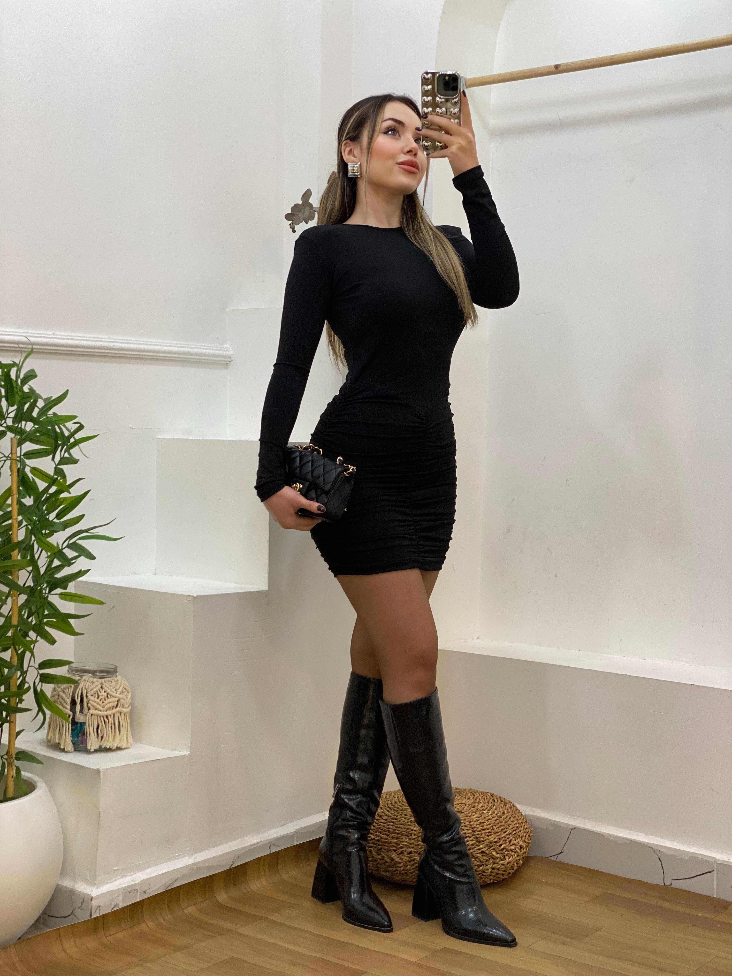 Siyah Drapeli Elbise