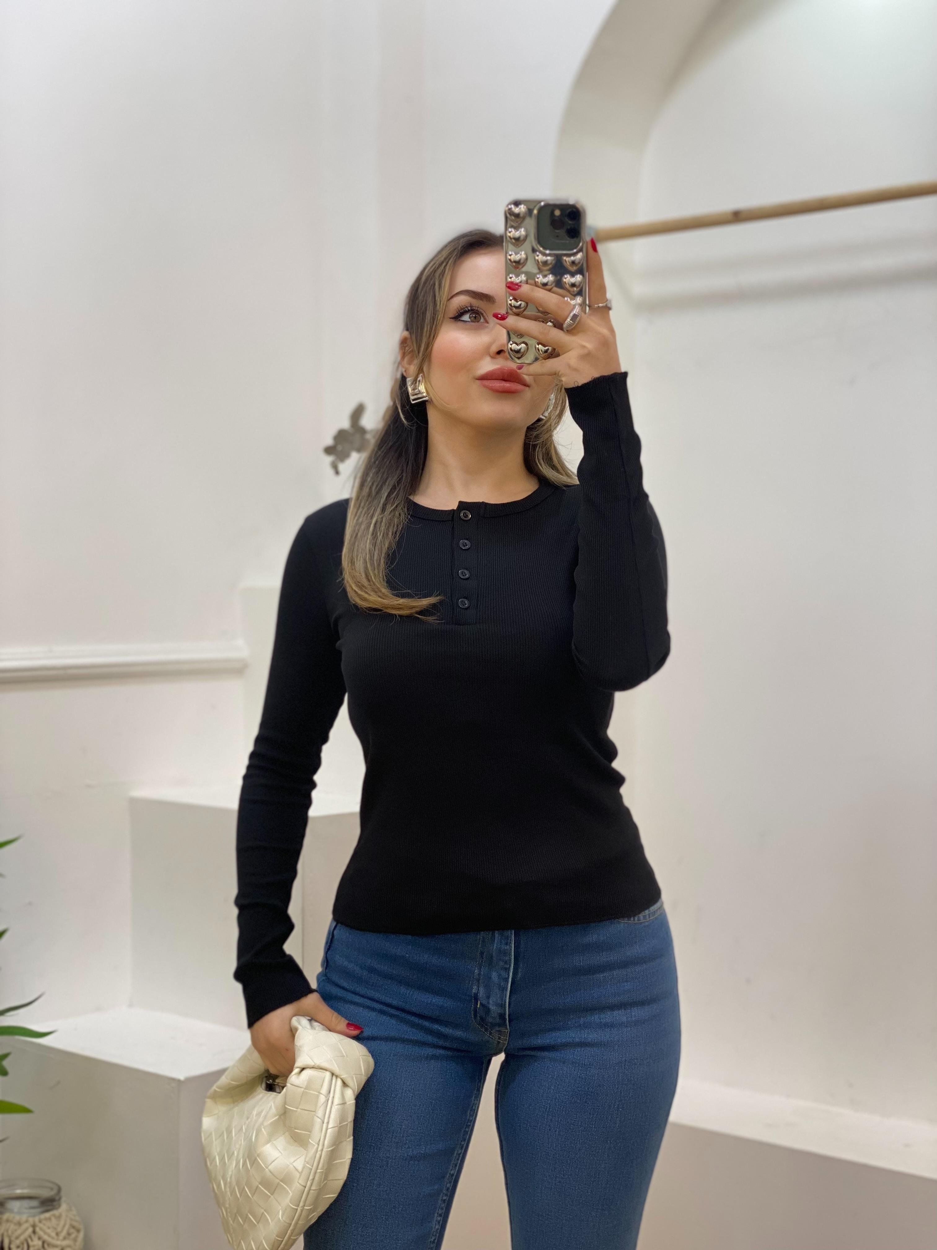 Siyah Düğmeli Fitilli Basic Bluz