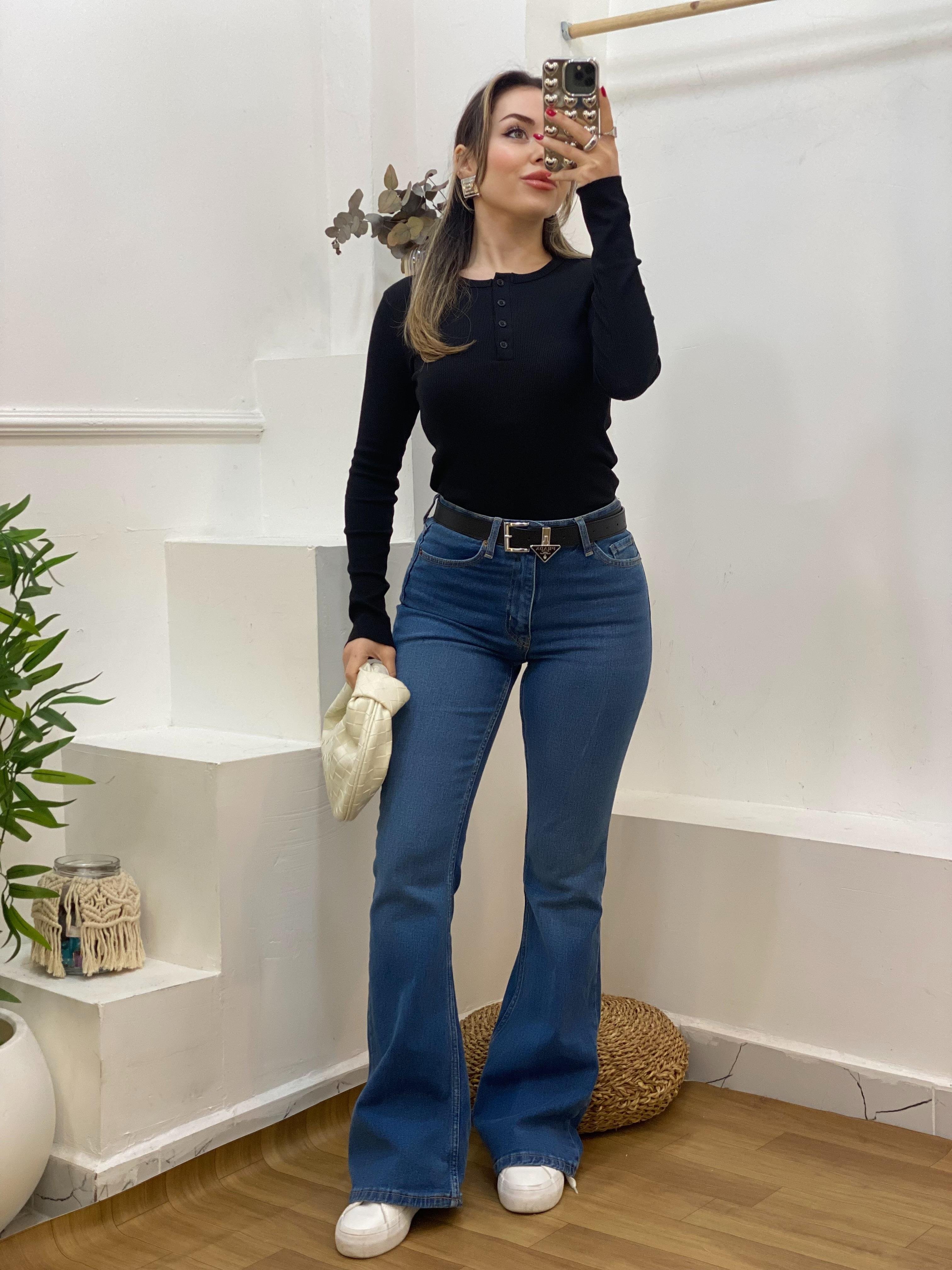 Siyah Düğmeli Fitilli Basic Bluz