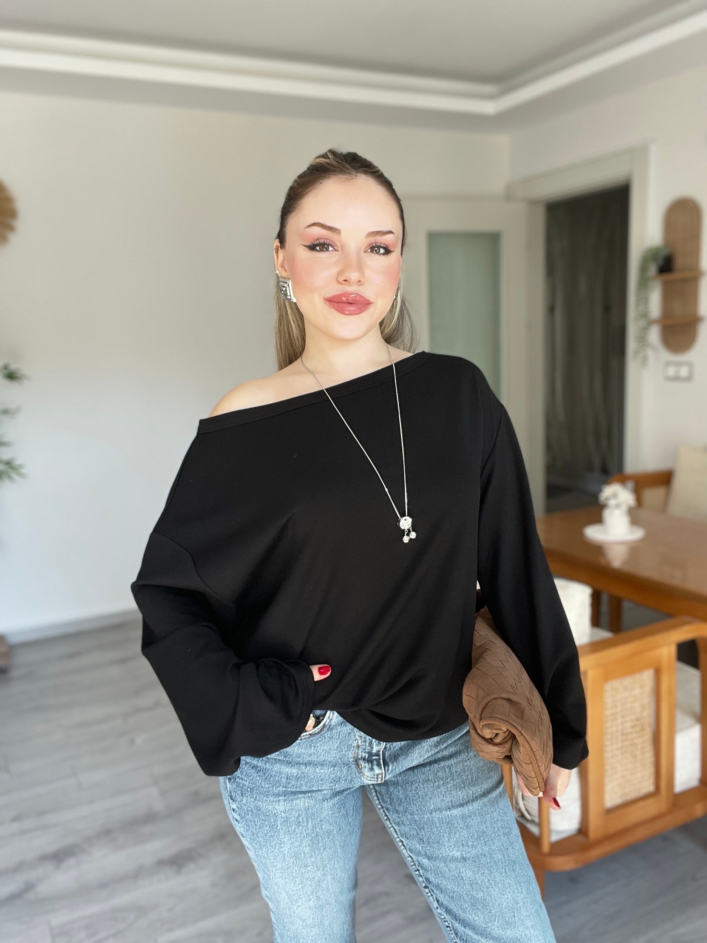 Siyah Düşük Omuz Oversize Modal Bluz