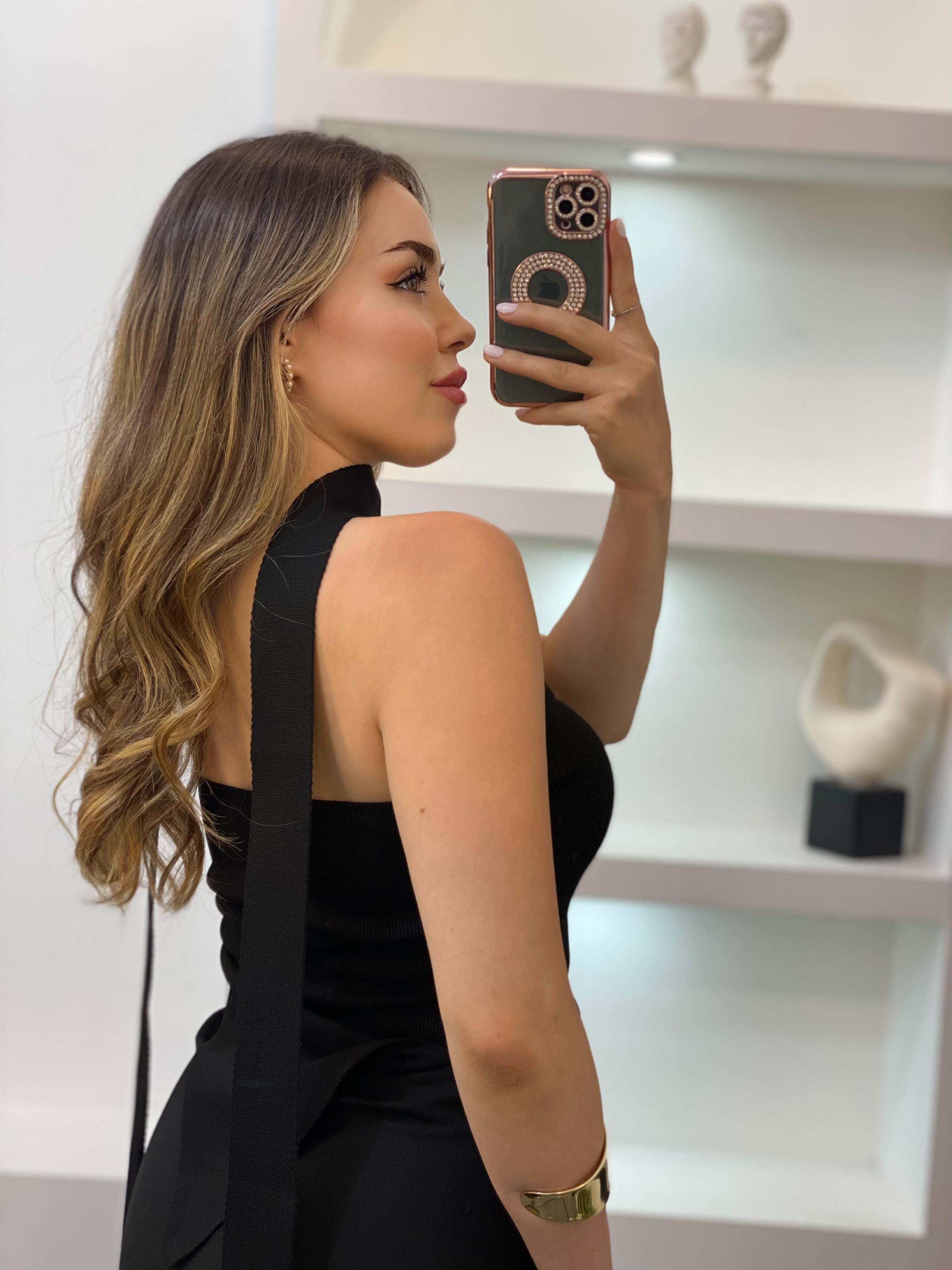 Siyah Fularlı Triko Bluz