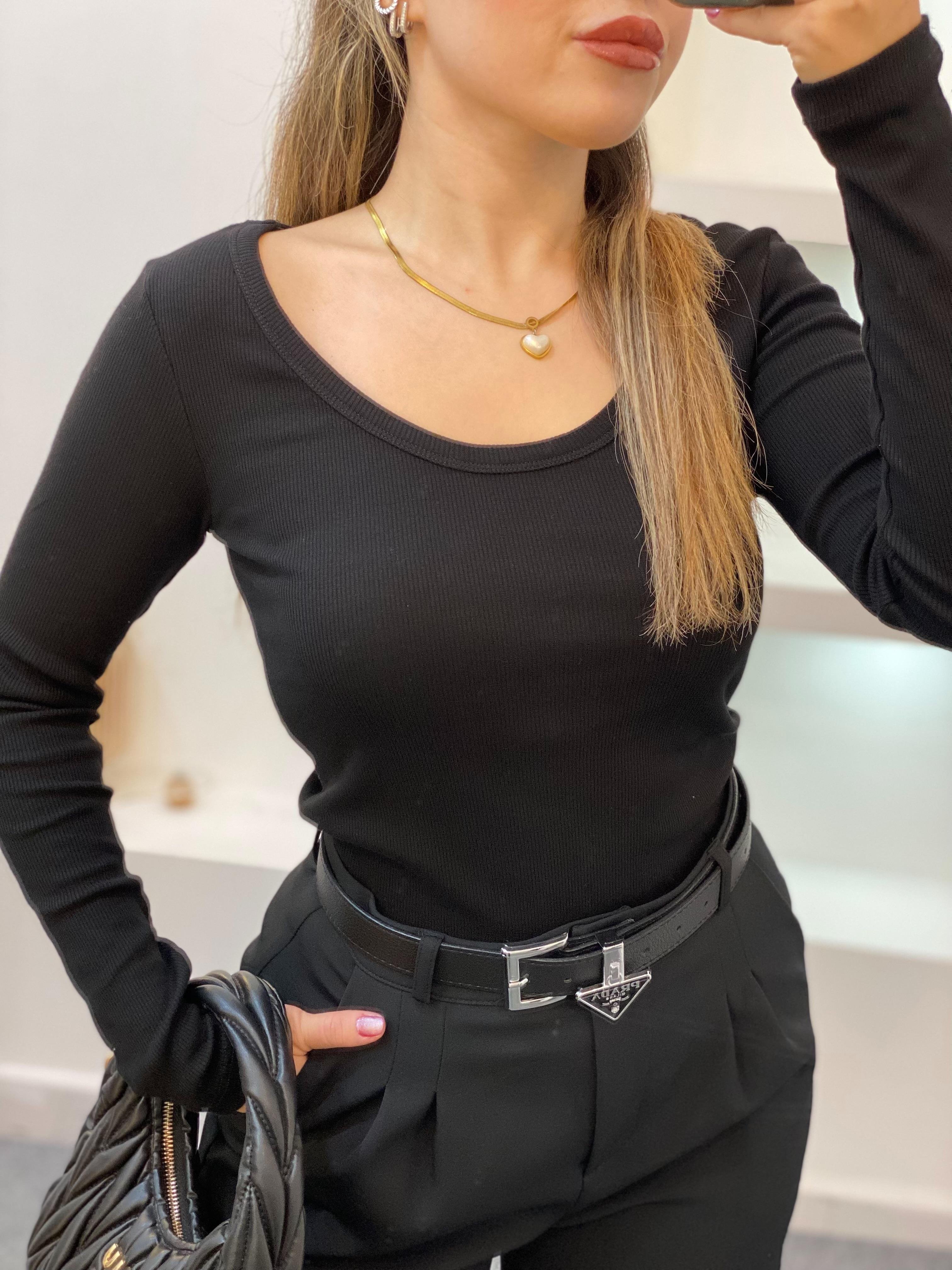 Siyah Geniş Yaka Fitilli Basic Bluz