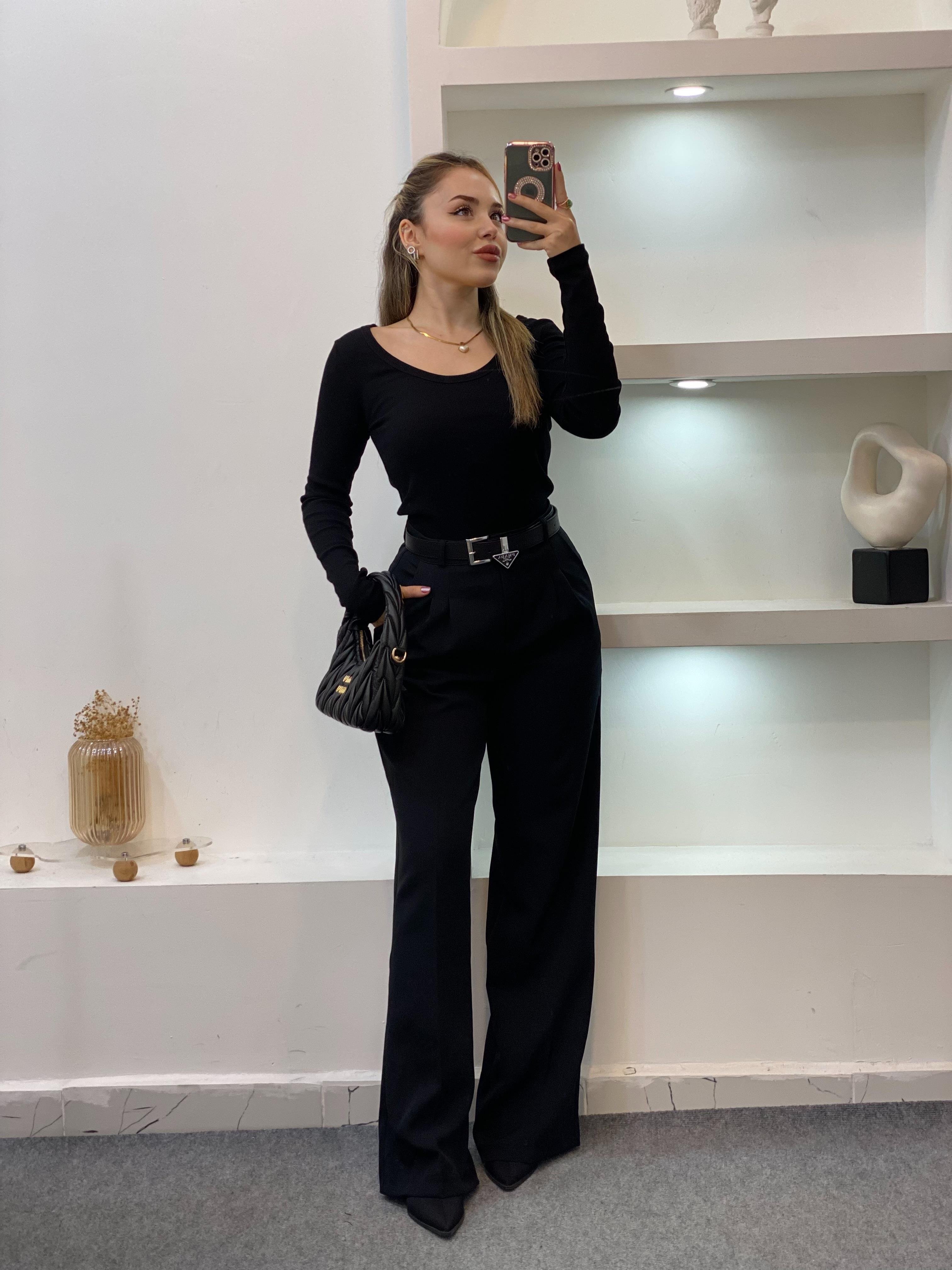 Siyah Geniş Yaka Fitilli Basic Bluz
