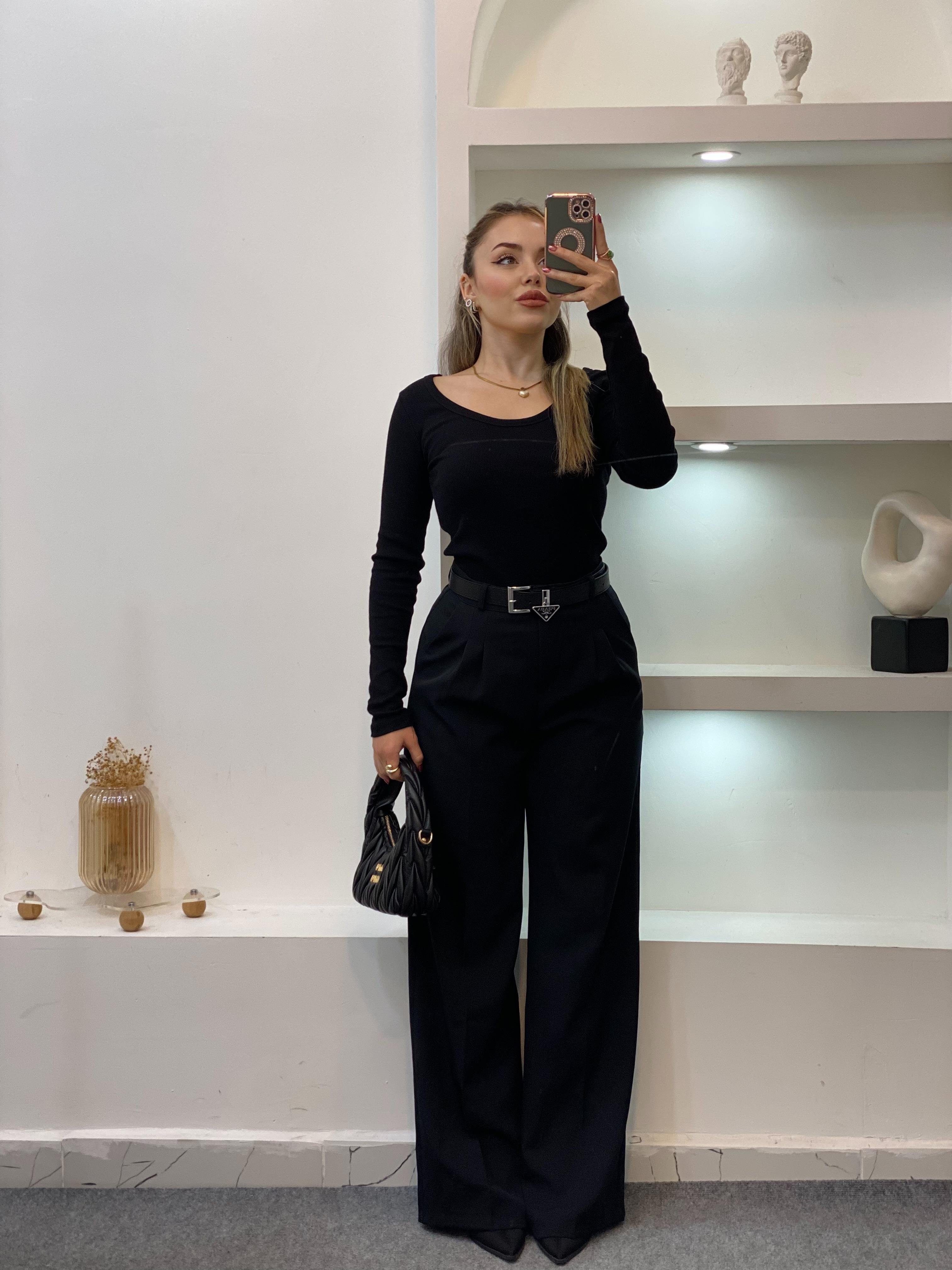 Siyah Geniş Yaka Fitilli Basic Bluz