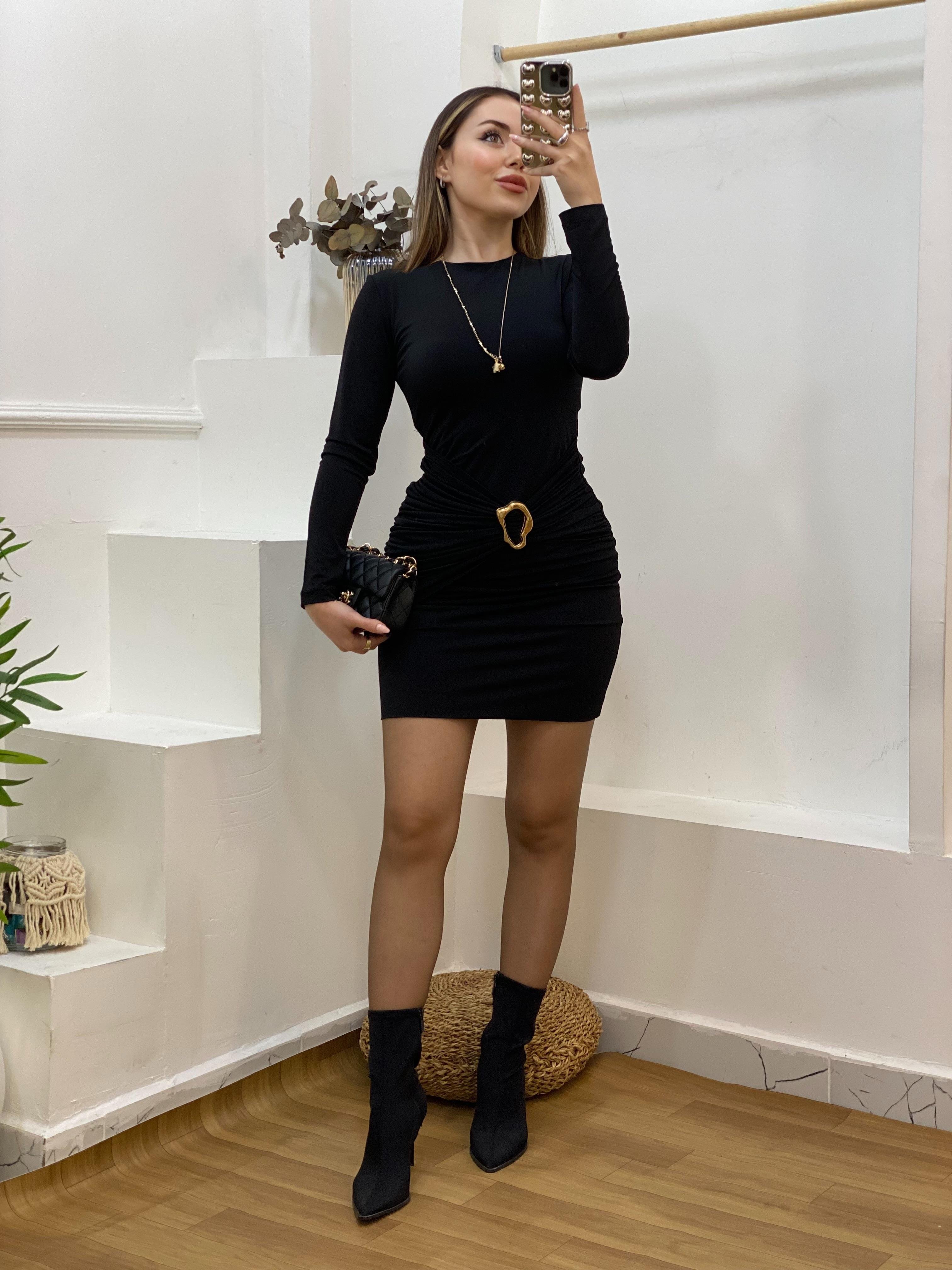 Siyah Gold Broş Detaylı Elbise