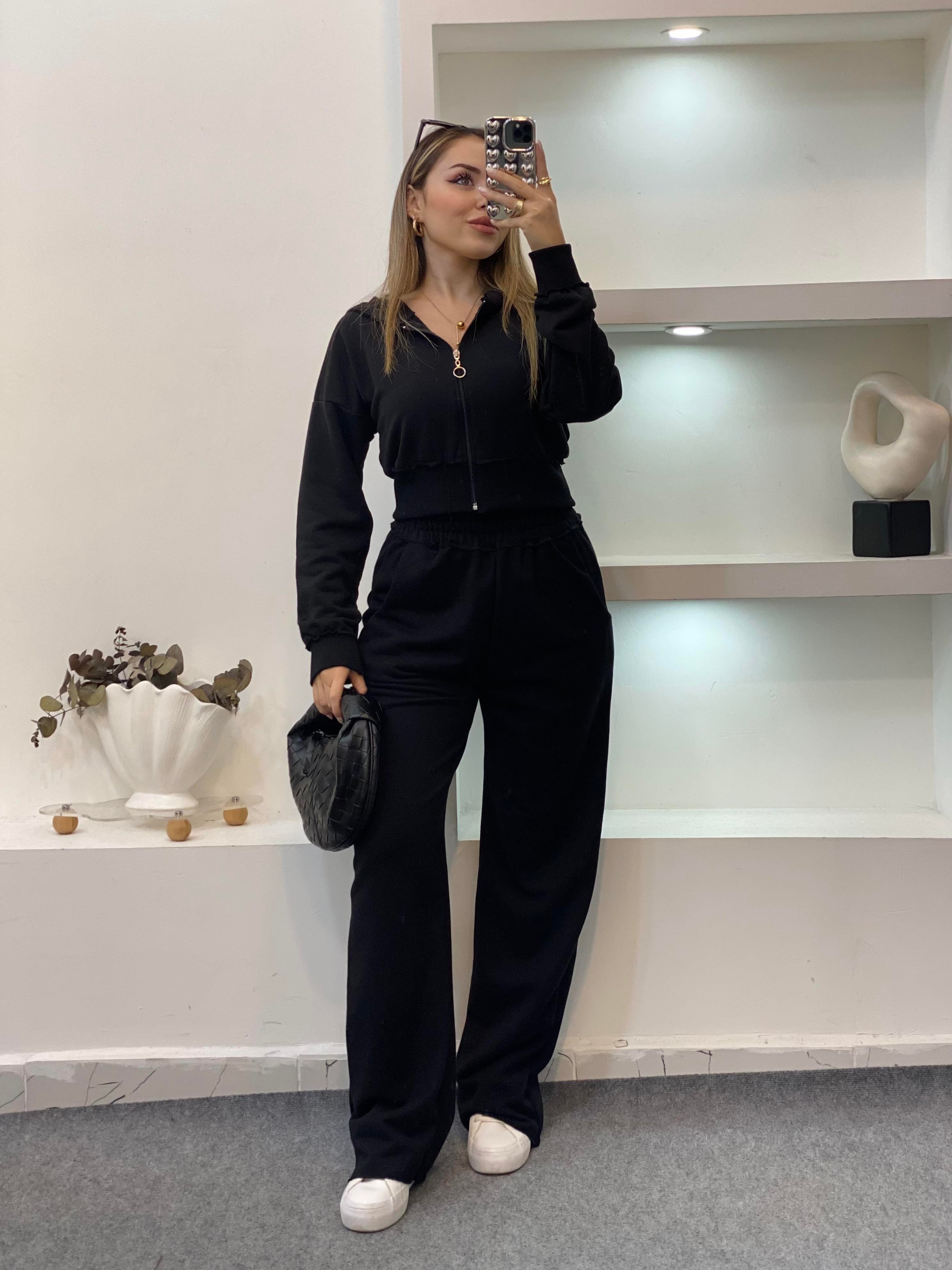 Siyah Kapşonlu Model Eşofman Takım